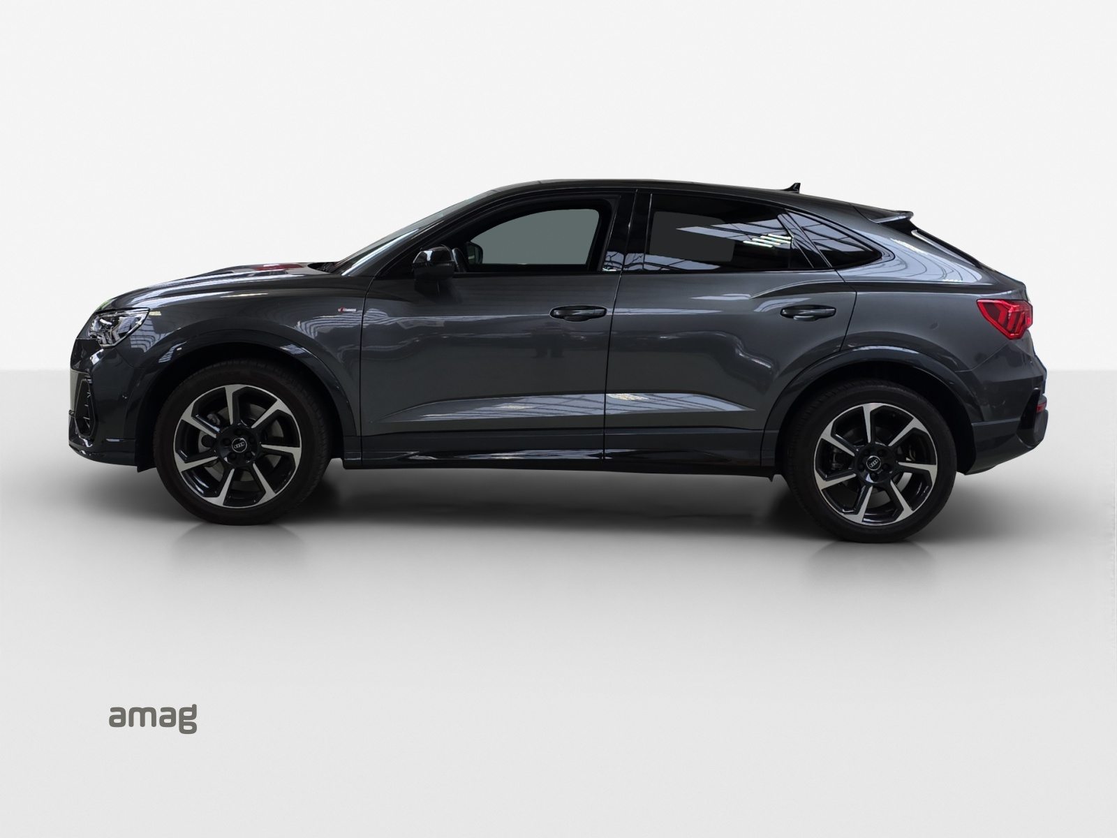 AUDI Q3 Sportback 40 TDI S line, Diesel, Occasion / Gebraucht, Automatik - 2
