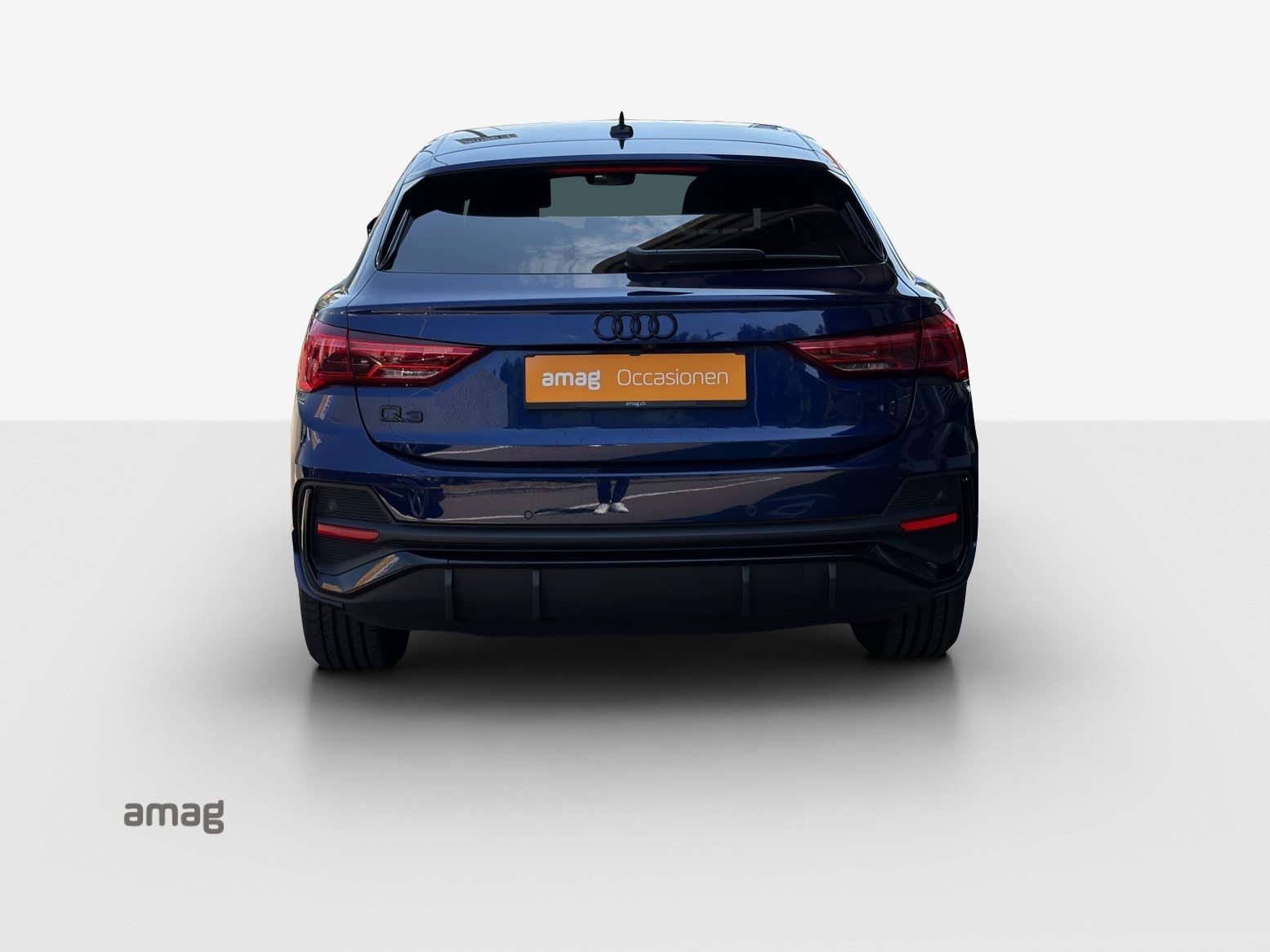 AUDI Q3 Sportback 45 TFSI e S line, Full-Hybrid Petrol/Electric, Second hand / Used, Automatic - 4