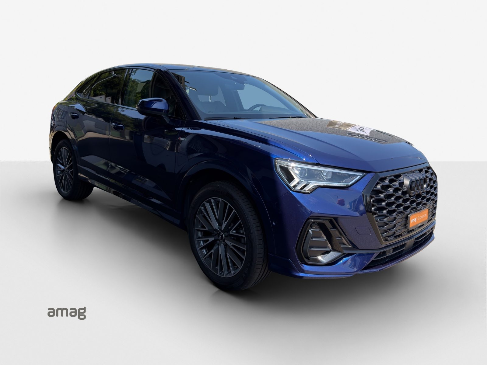 AUDI Q3 Sportback 45 TFSI e S line, Full-Hybrid Petrol/Electric, Second hand / Used, Automatic - 6