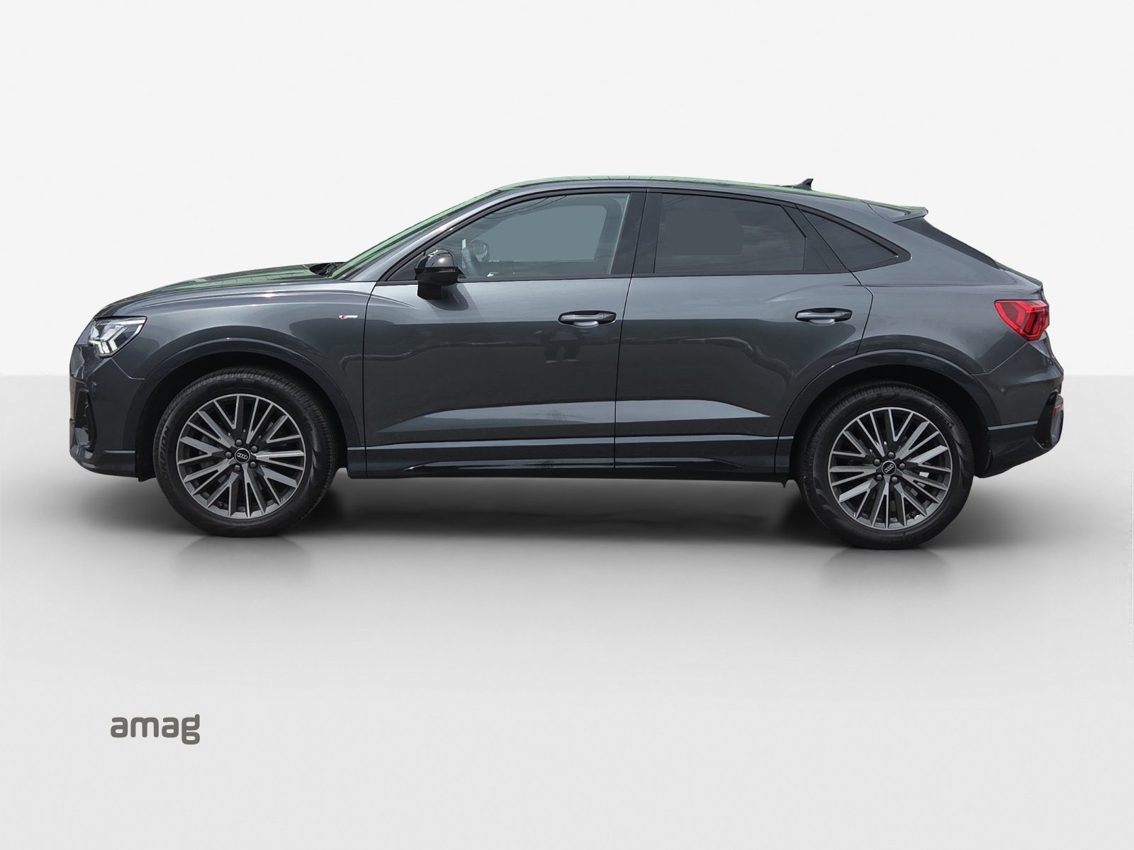AUDI Q3 Sportback 40 TFSI S line, Benzina, Occasioni / Usate, Automatico - 2