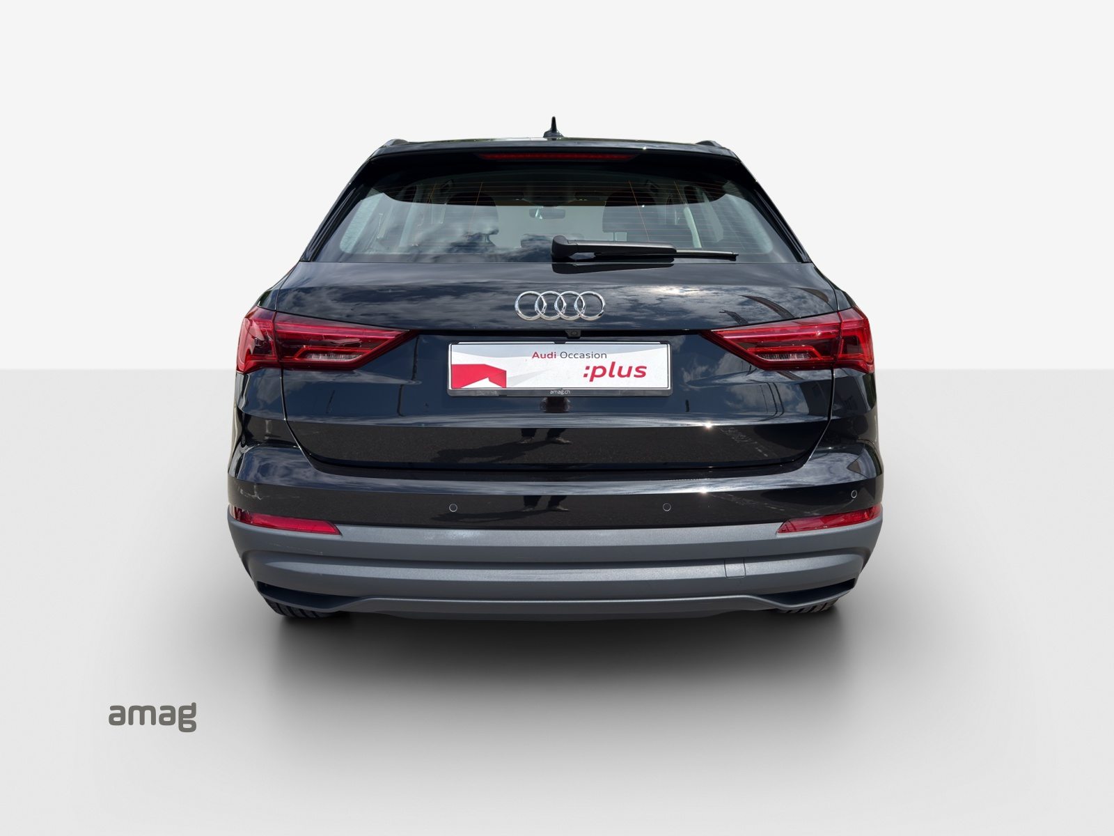 AUDI Q3 35 TFSI Attraction, Essence, Occasion / Utilisé, Automatique - 4