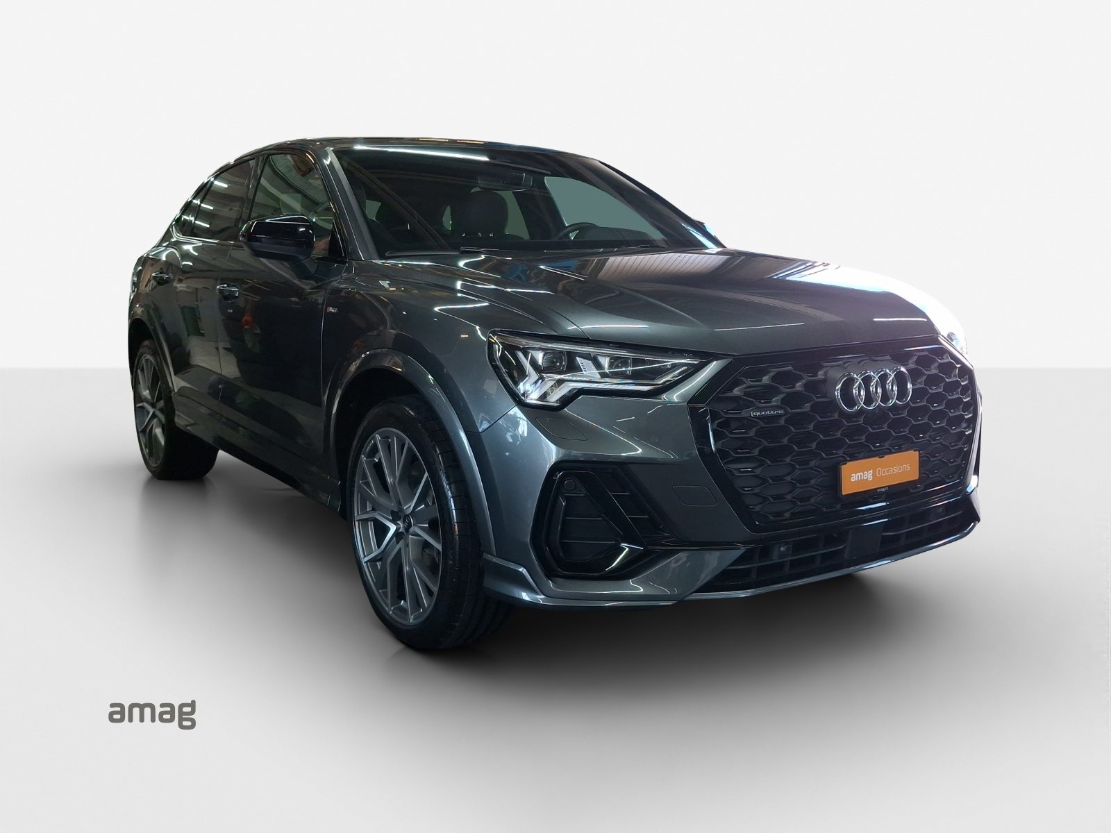 AUDI Q3 Sportback 40 TFSI S line, Petrol, Second hand / Used, Automatic - 7
