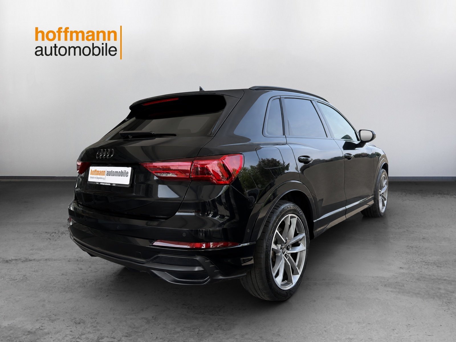 AUDI Q3 45 TFSI quattro S-tronic, Petrol, Second hand / Used, Automatic - 4