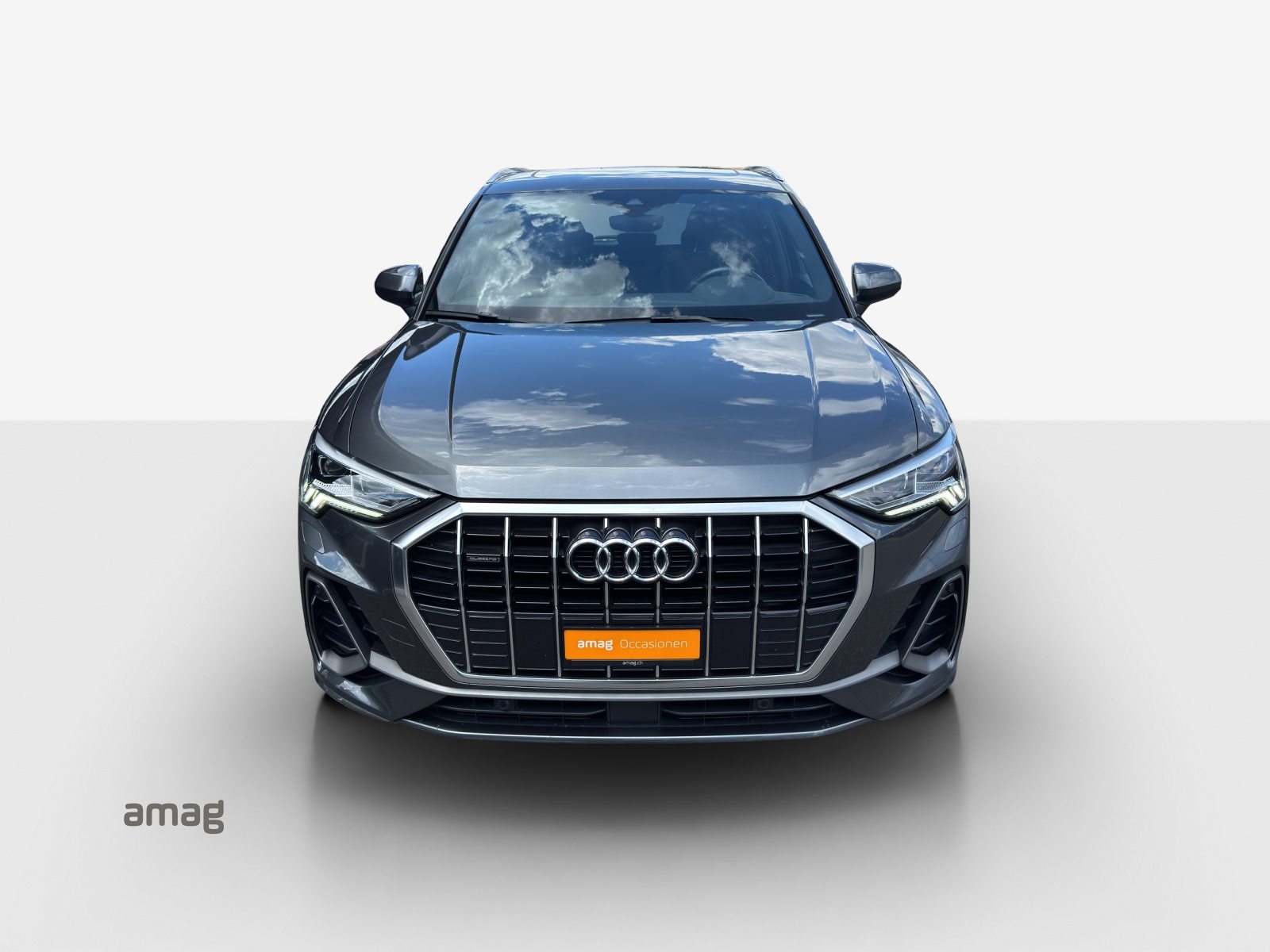 AUDI Q3 45 TFSI S line, Benzin, Occasion / Gebraucht, Automatik - 7