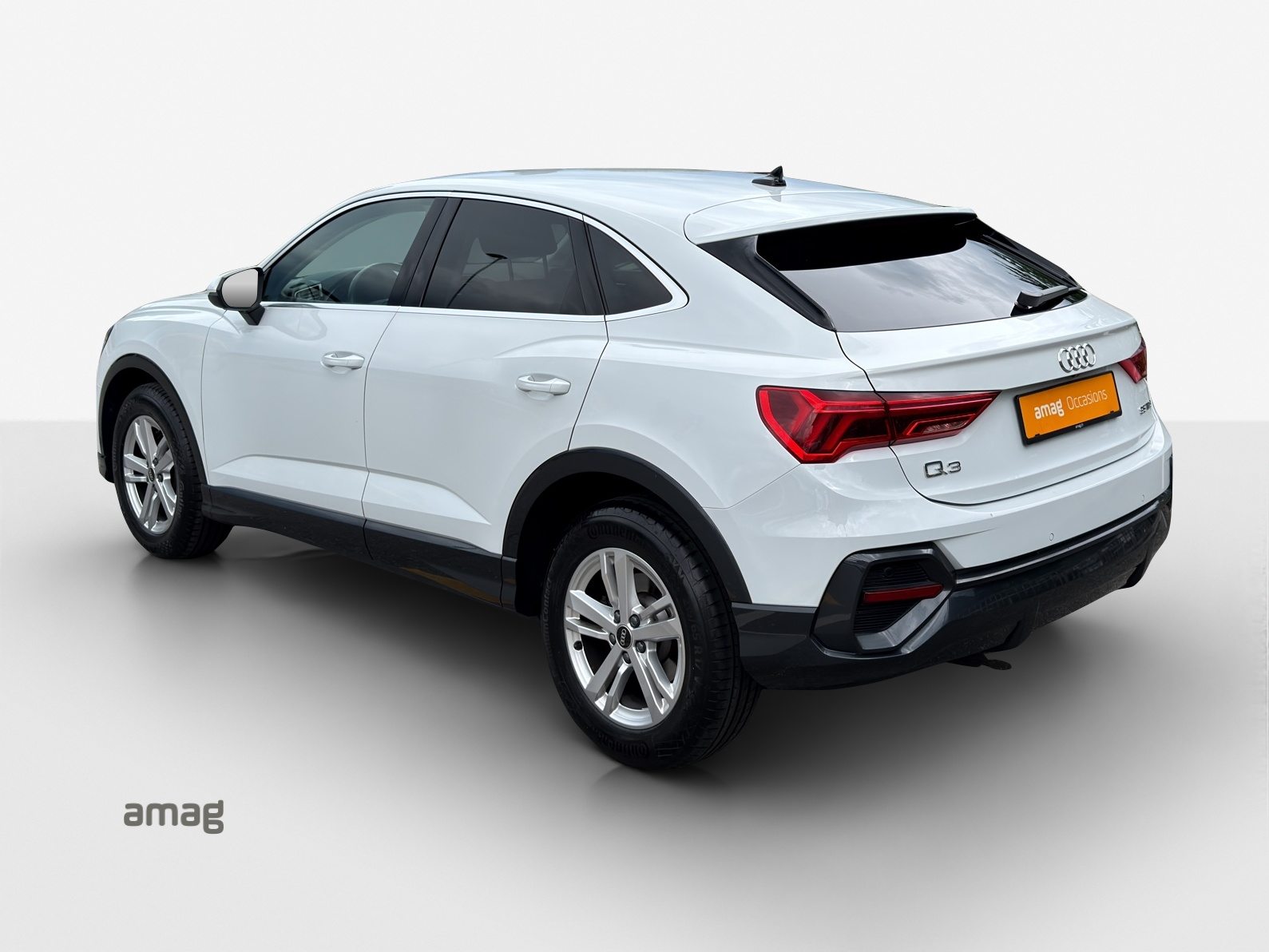 AUDI Q3 Sportback 35 TFSI Attraction, Benzin, Occasion / Gebraucht, Automatik - 3