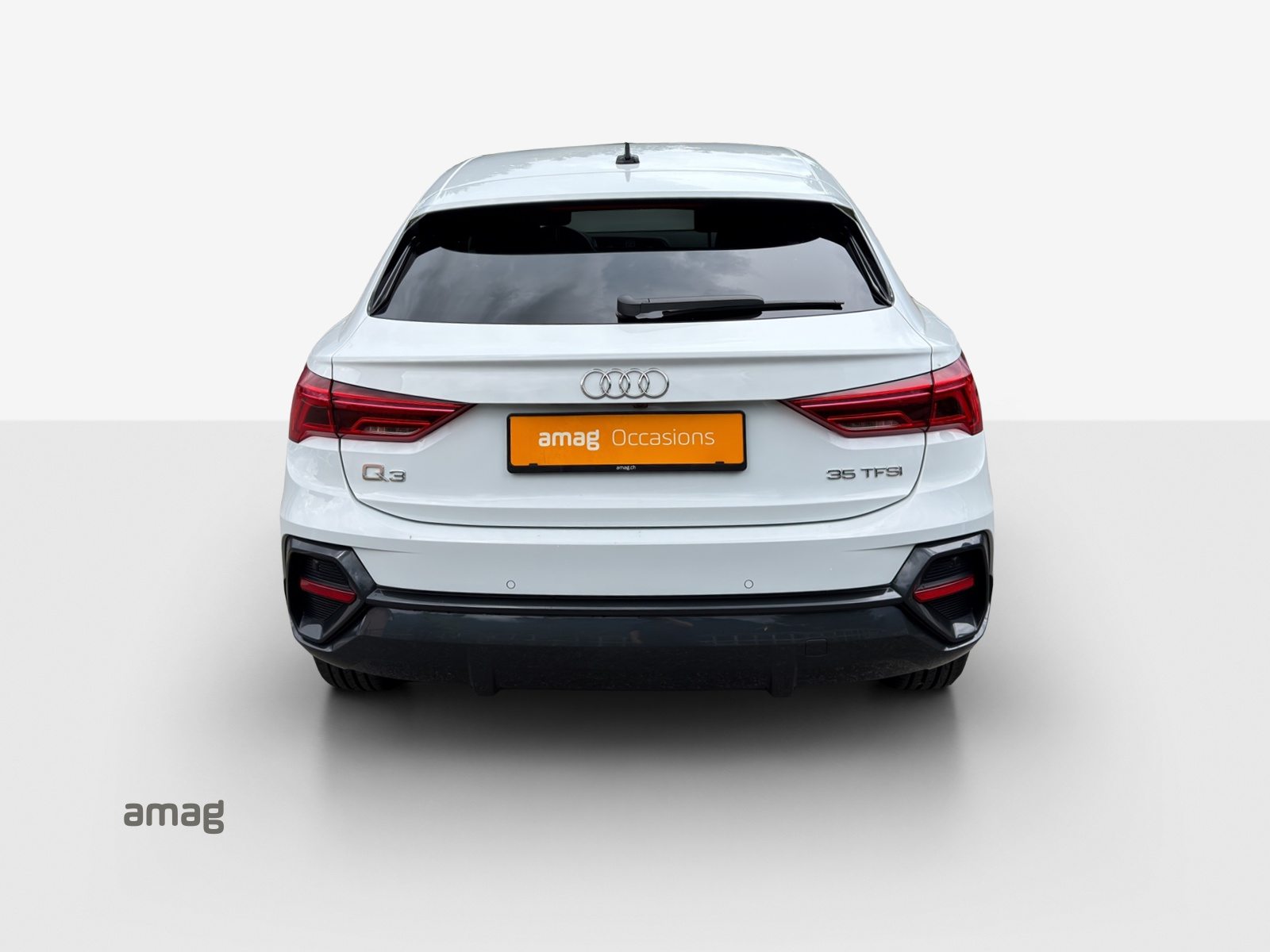 AUDI Q3 Sportback 35 TFSI Attraction, Benzin, Occasion / Gebraucht, Automatik - 4