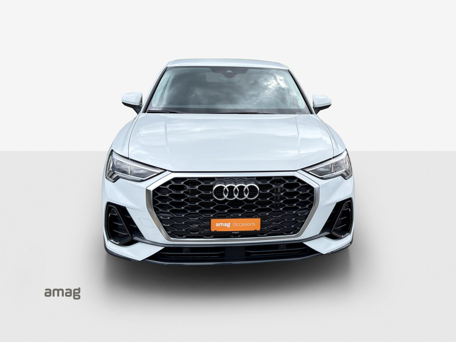 AUDI Q3 Sportback 35 TFSI Attraction, Benzin, Occasion / Gebraucht, Automatik - 7