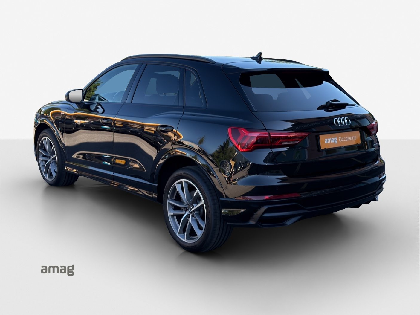 AUDI Q3 45 TFSI S line, Benzin, Occasion / Gebraucht, Automatik - 3
