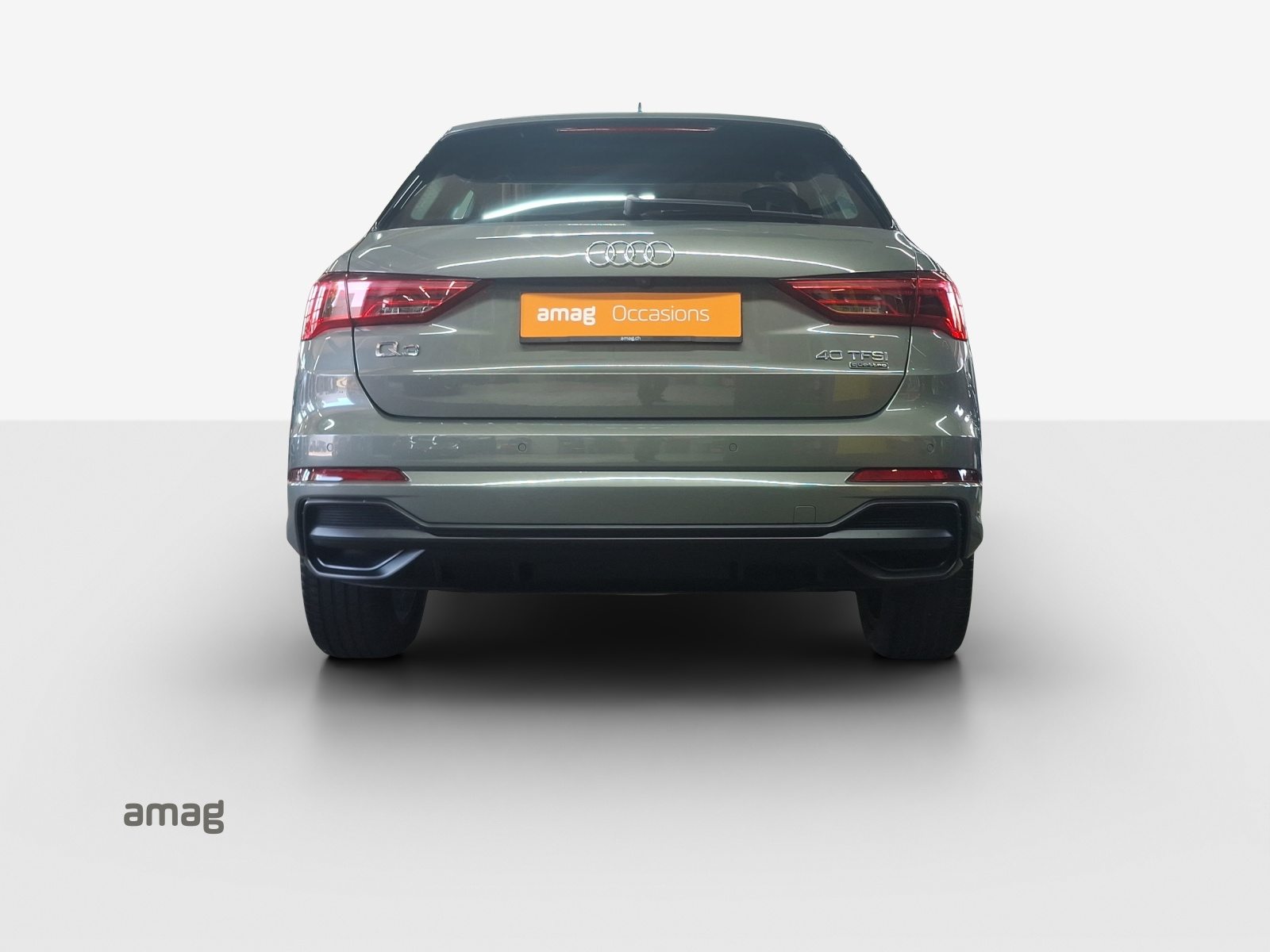 AUDI Q3 40 TFSI S line, Benzin, Occasion / Gebraucht, Automatik - 4