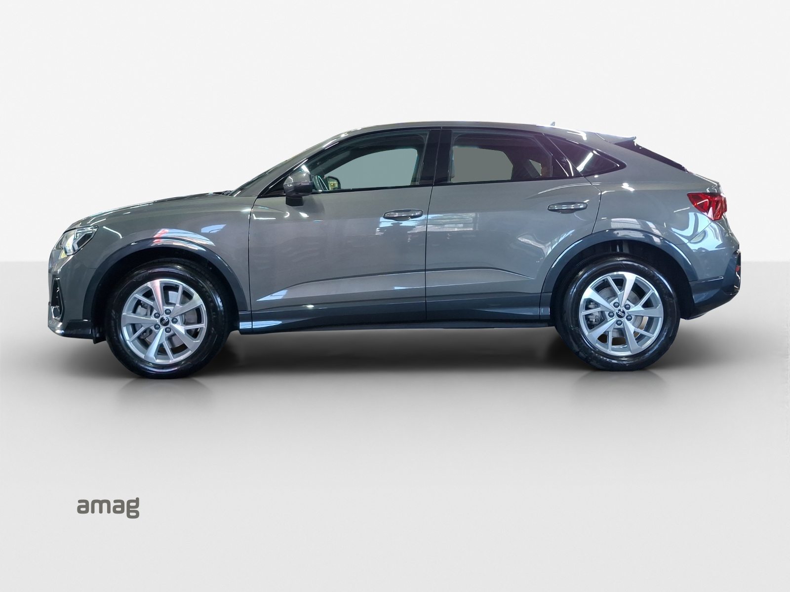 AUDI Q3 Sportback 45 TFSI, Benzin, Occasion / Gebraucht, Automatik - 2