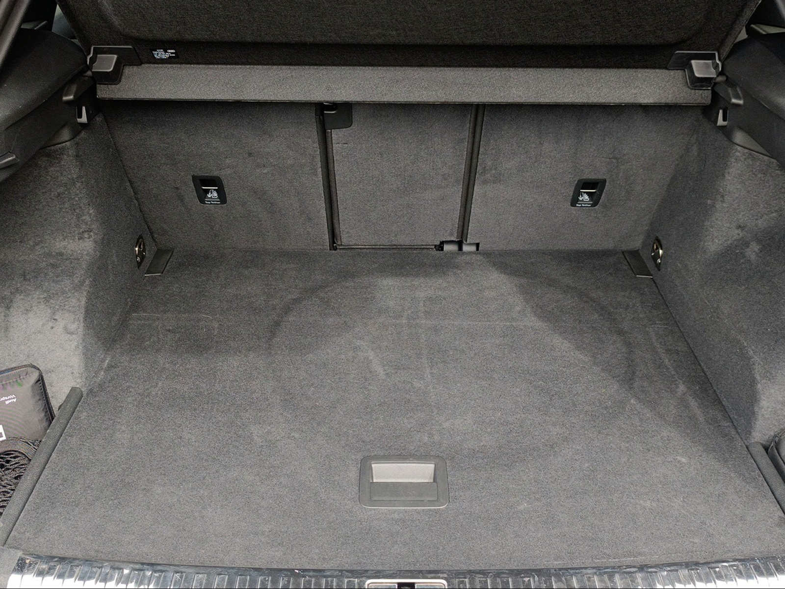 AUDI Q3 40 TDI S line, Diesel, Occasion / Utilisé, Automatique - 7