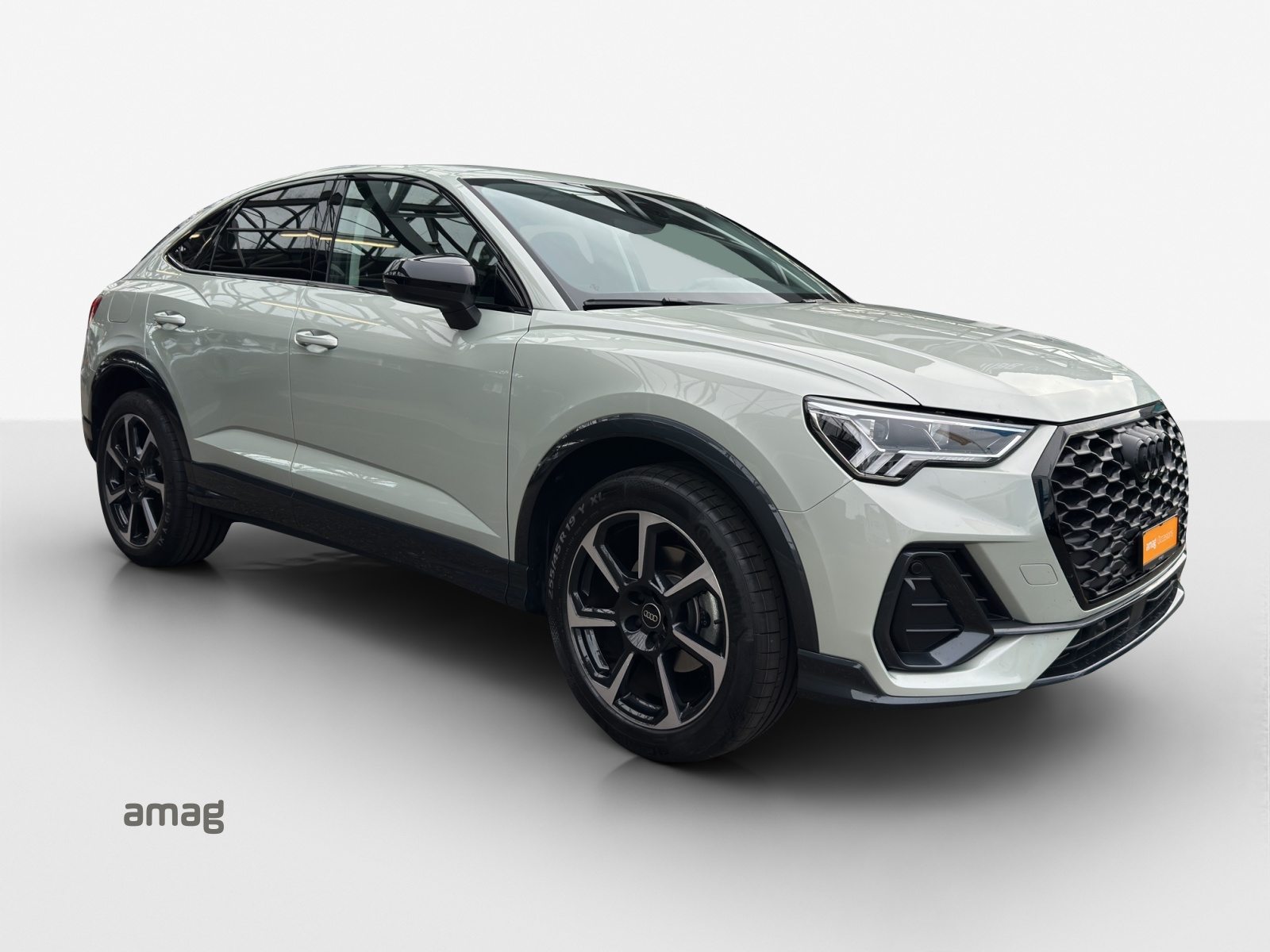AUDI Q3 Sportback 35 TFSI Attraction, Essence, Occasion / Utilisé, Automatique - 6