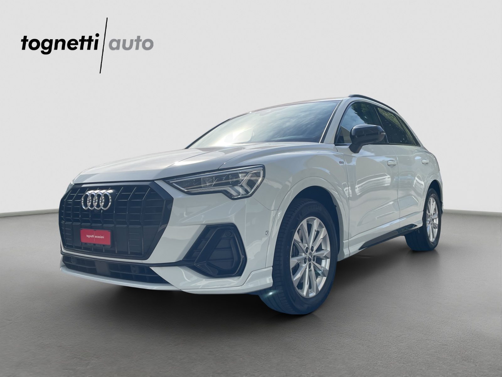 AUDI Q3 45 TFSI S line