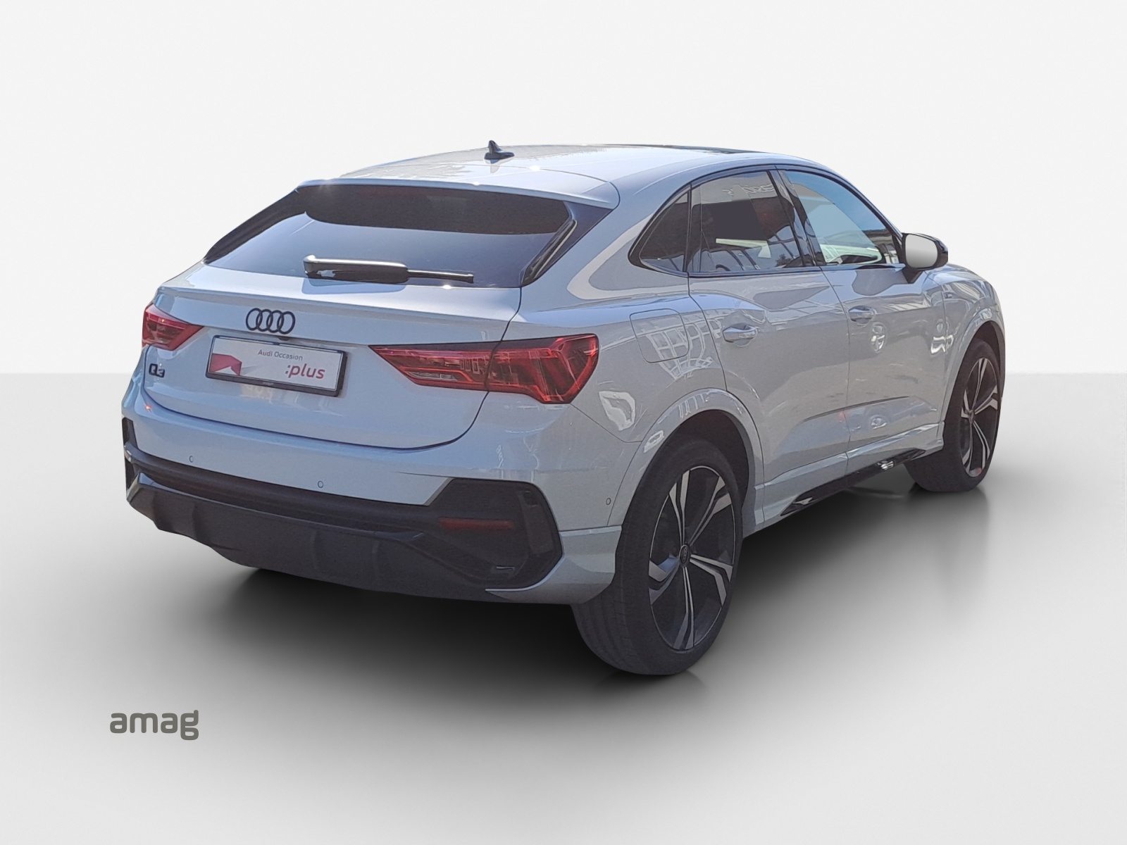 AUDI Q3 Sportback 35 TFSI S line Attraction, Essence, Occasion / Utilisé, Automatique - 5