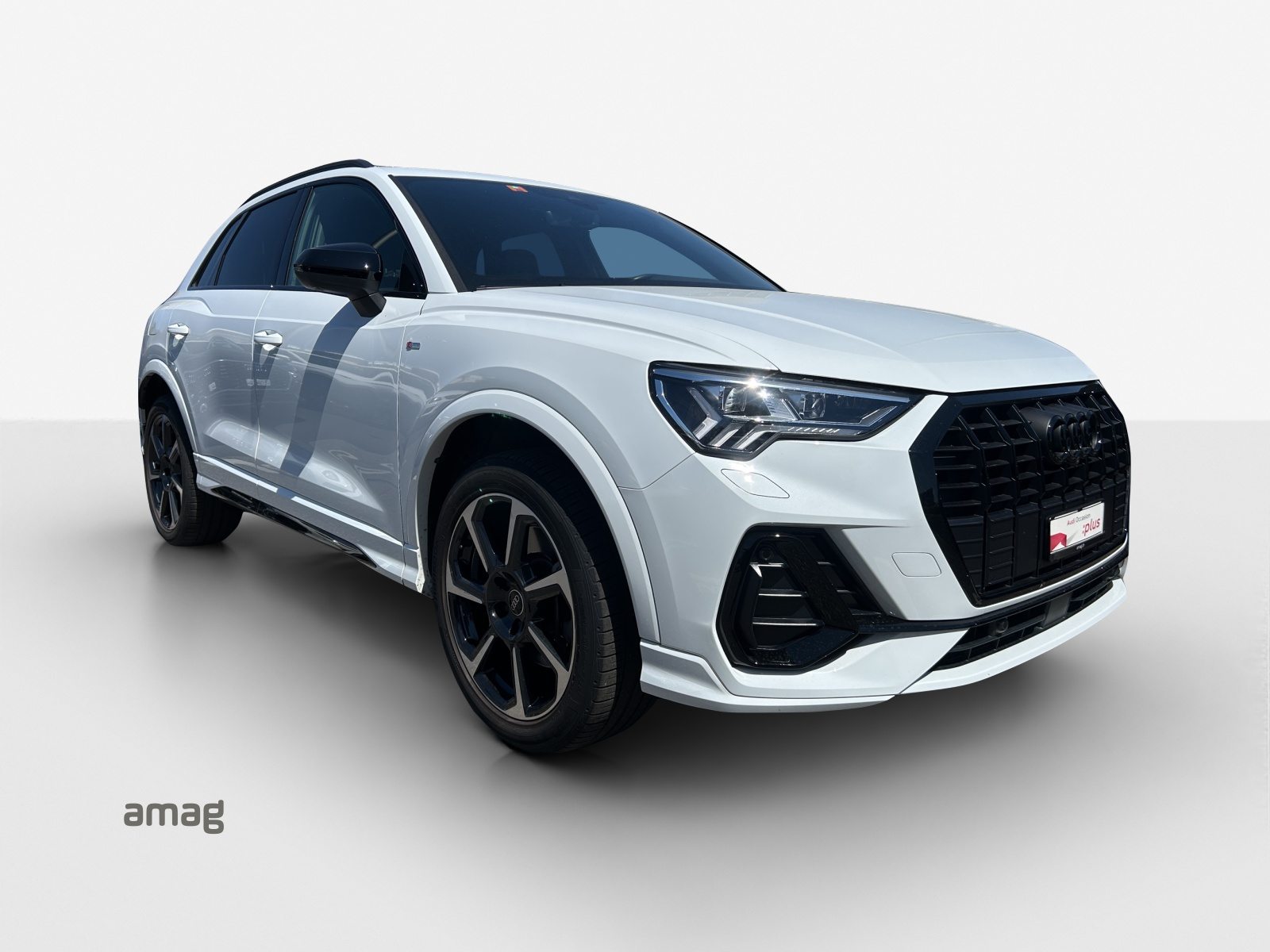AUDI Q3 45 TFSI e S line Attraction, Hybride Intégral Essence/Électricité, Occasion / Utilisé, Automatique - 6