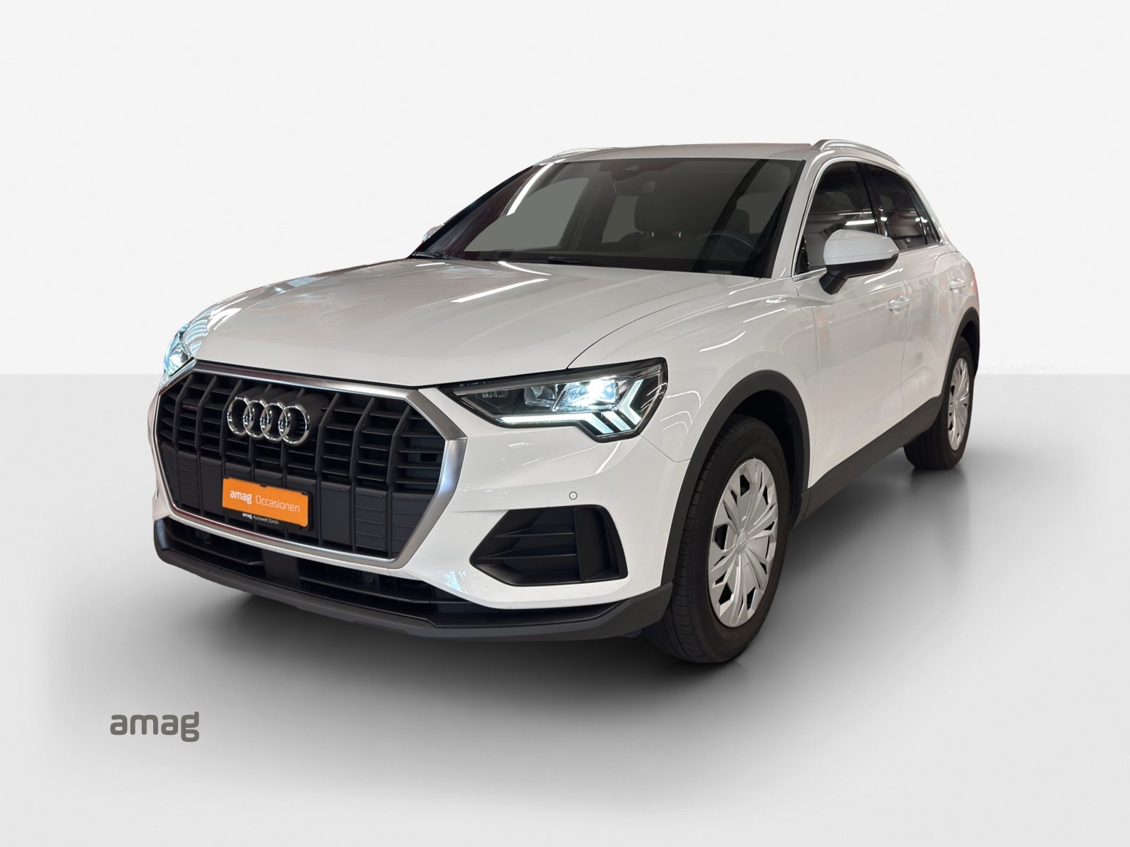 AUDI Q3 40 TFSI
