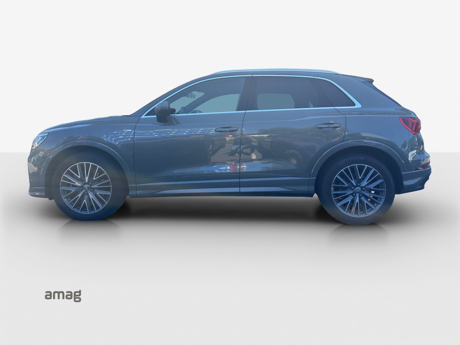 AUDI Q3 45 TFSI S line, Benzin, Occasion / Gebraucht, Automatik - 2