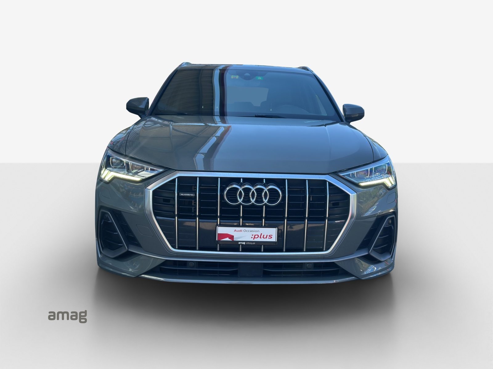 AUDI Q3 45 TFSI S line, Benzin, Occasion / Gebraucht, Automatik - 7