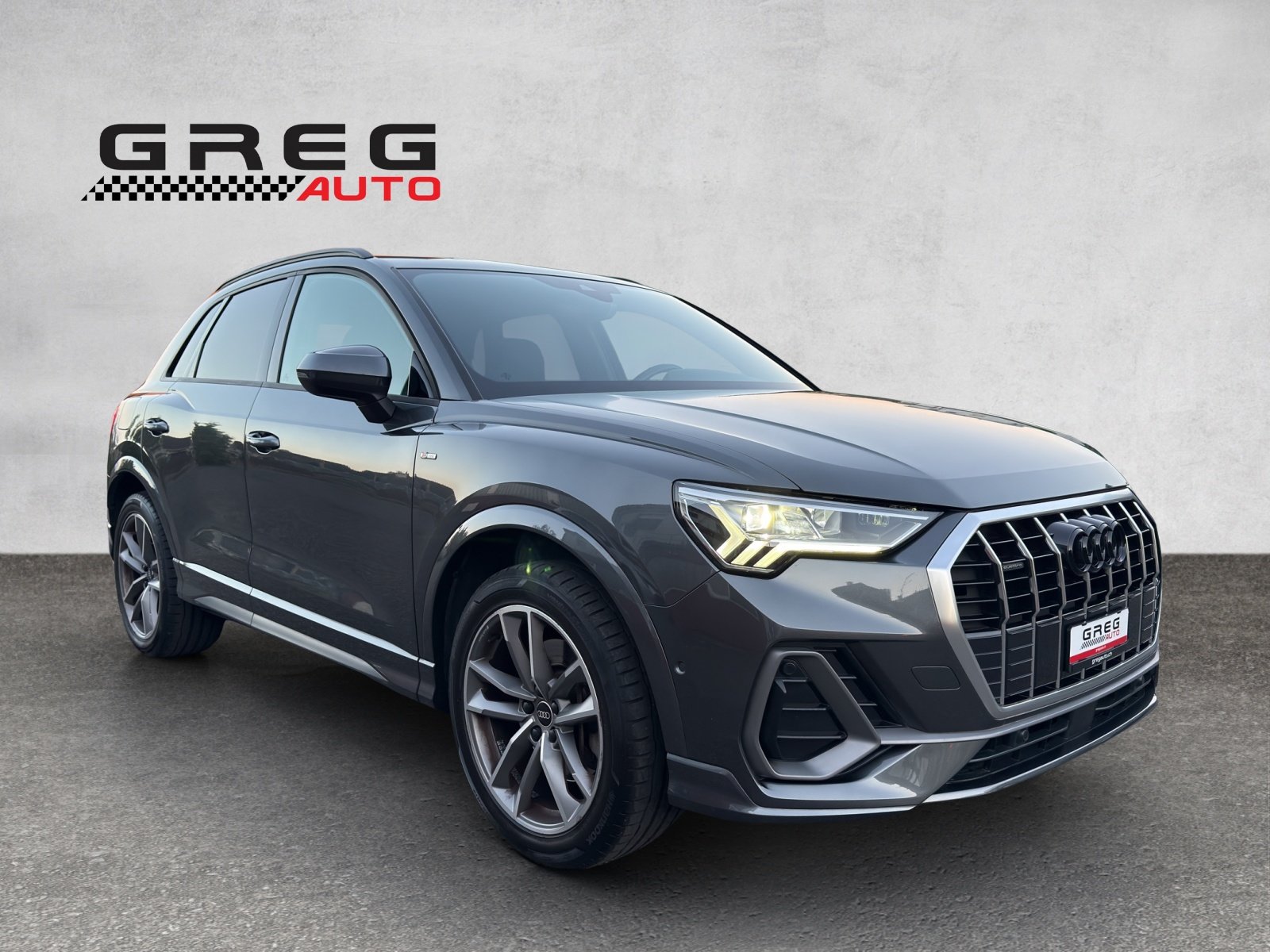 AUDI Q3 40 TDI S line Attraction quattro S-tronic