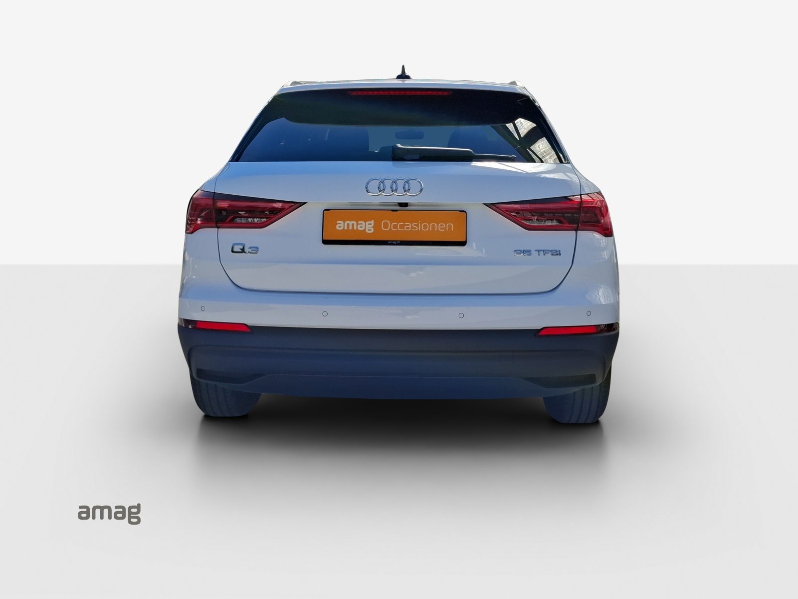AUDI Q3 35 TFSI Attraction, Essence, Occasion / Utilisé, Automatique - 4