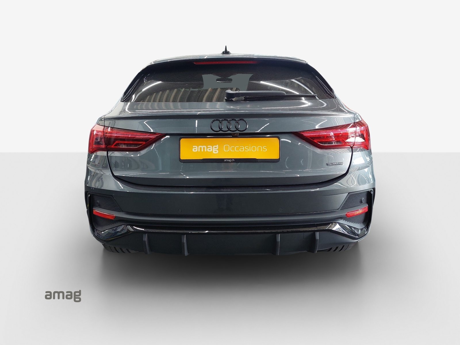 AUDI Q3 Sportback 45 TFSI S line, Petrol, Second hand / Used, Automatic - 4