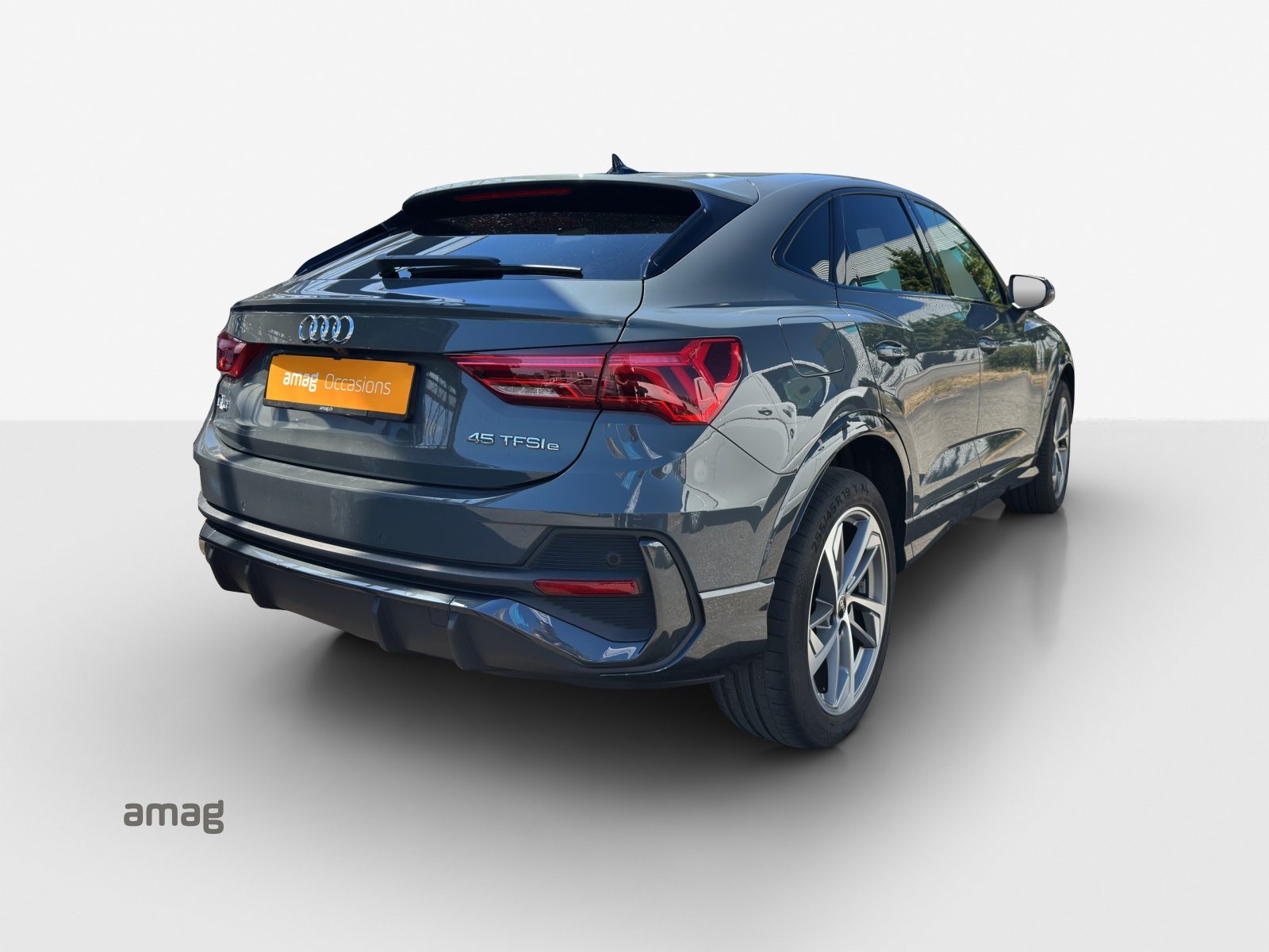 AUDI Q3 Sportback 45 TFSI e, Hybride Intégral Essence/Électricité, Occasion / Utilisé, Automatique - 5