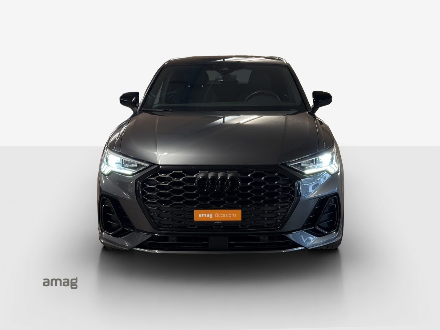 AUDI Q3 Sportback 35 TFSI S line Attraction, Benzin, Occasion / Gebraucht, Automatik - 7