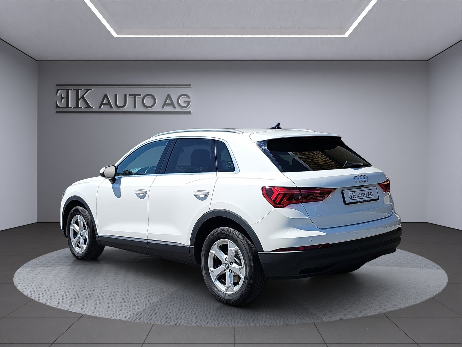 AUDI Q3 35 TFSI S-tronic, Benzin, Occasion / Gebraucht, Automatik - 3