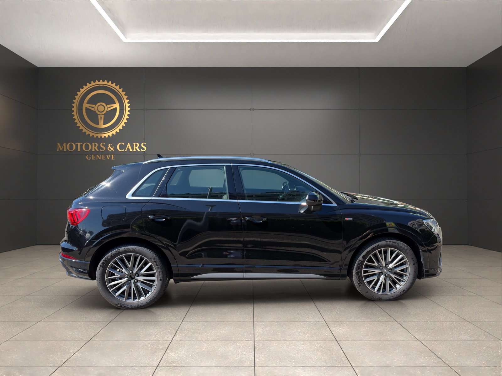 AUDI Q3 45 TFSI S line quattro S-tronic, Benzin, Occasion / Gebraucht, Automatik - 5