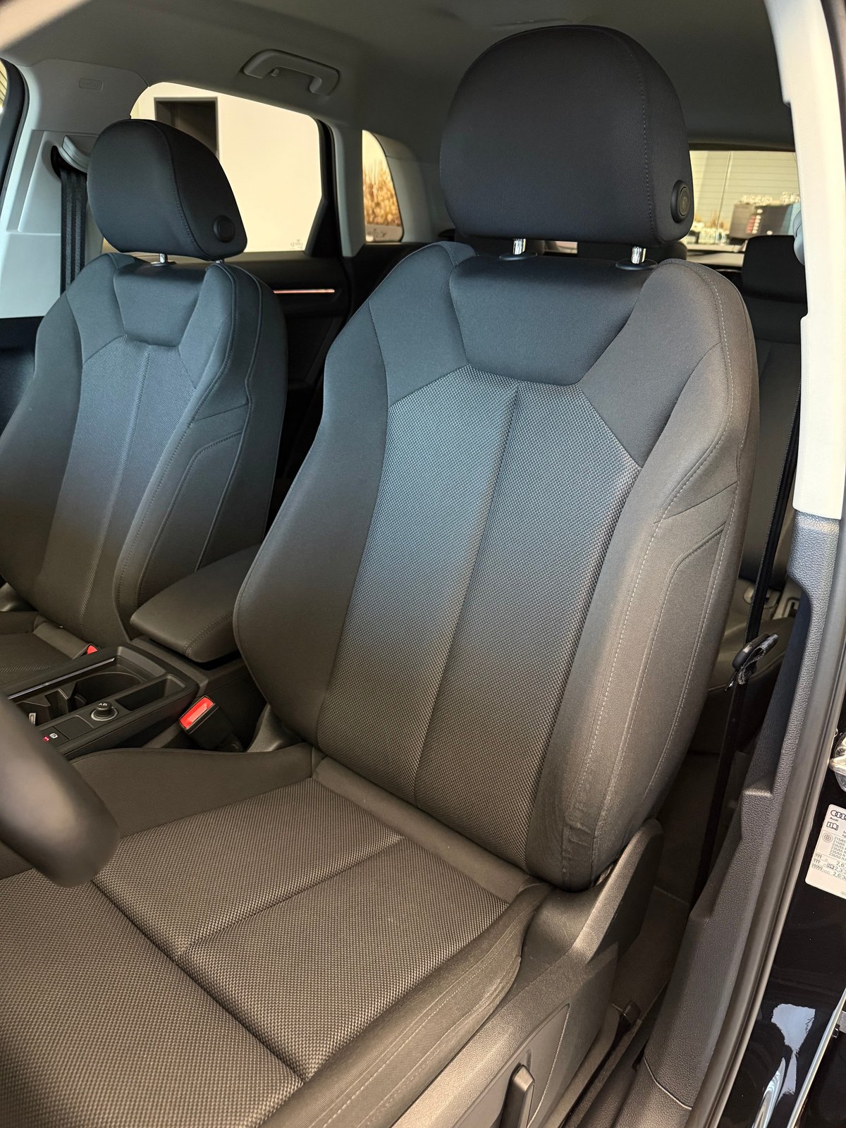 AUDI Q3 45 TFSI e Attraction S-tronic SoH 93.8, Plug-in-Hybrid Benzin/Elektro, Occasion / Gebraucht, Automatik - 7