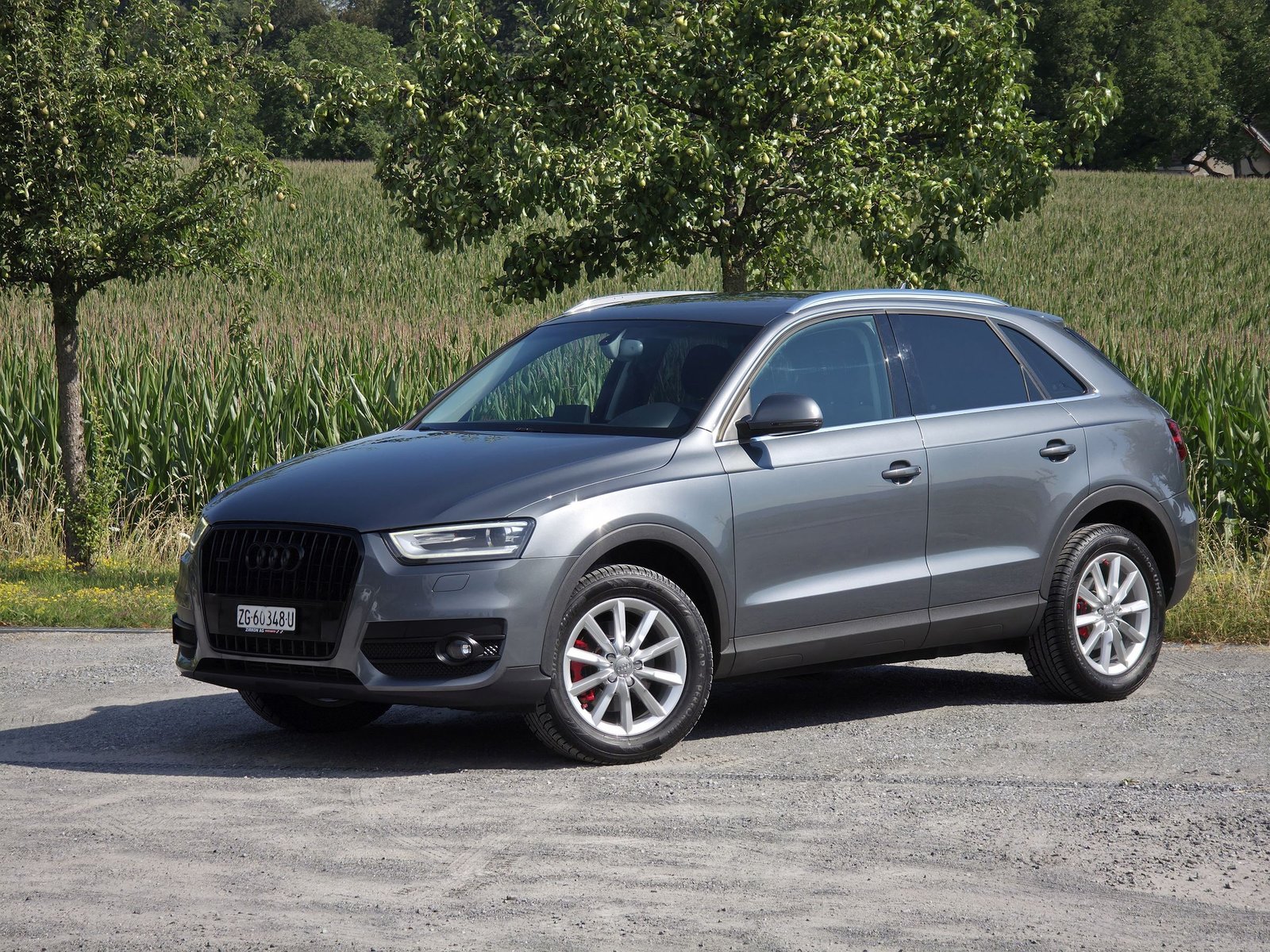 AUDI Q3 2.0 TFSI quattro, Benzin, Occasion / Gebraucht, Handschaltung - 3