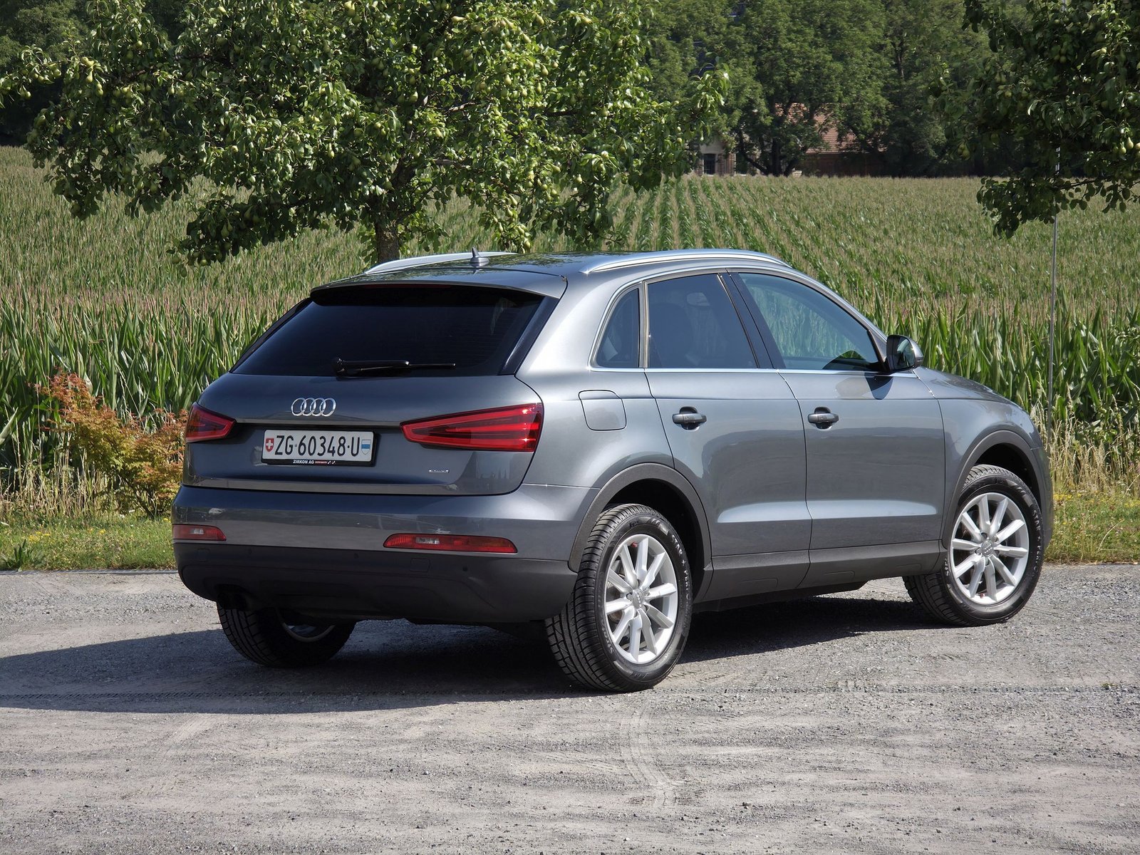 AUDI Q3 2.0 TFSI quattro, Benzin, Occasion / Gebraucht, Handschaltung - 6