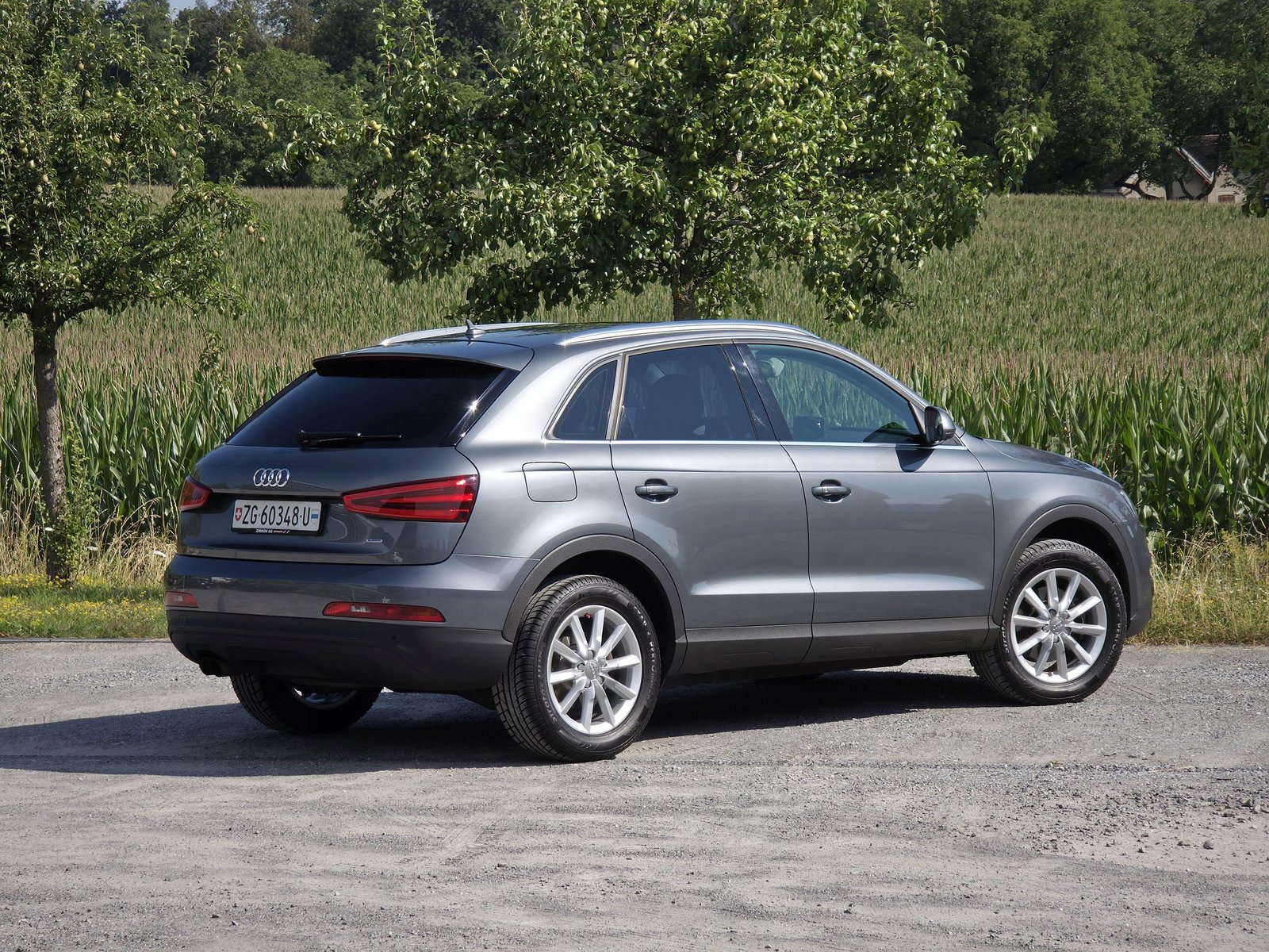 AUDI Q3 2.0 TFSI quattro, Benzin, Occasion / Gebraucht, Handschaltung - 7