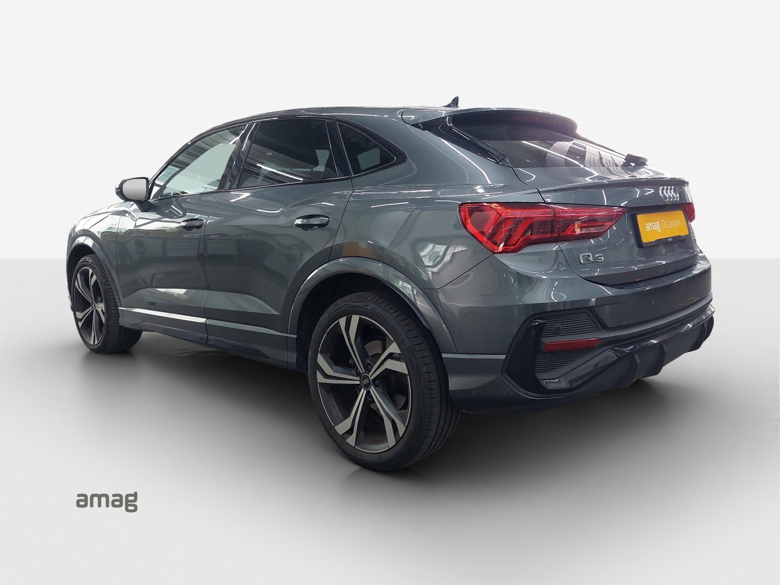 AUDI Q3 Sportback 35 TFSI S line Attraction, Benzin, Occasion / Gebraucht, Automatik - 3