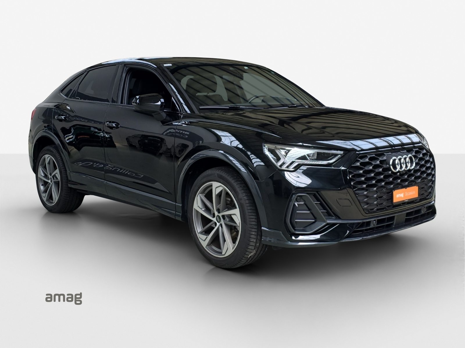 AUDI Q3 Sportback 35 TFSI Attraction, Benzin, Occasion / Gebraucht, Automatik - 6