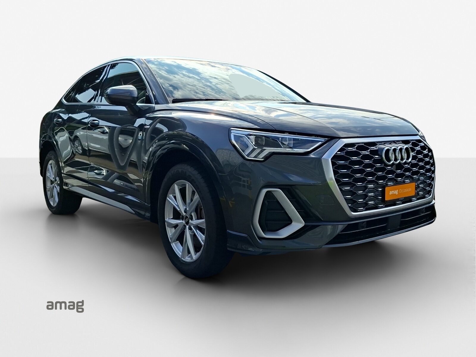 AUDI Q3 Sportback 45 TFSI e S line Attraction, Voll-Hybrid Benzin/Elektro, Occasion / Gebraucht, Automatik - 7