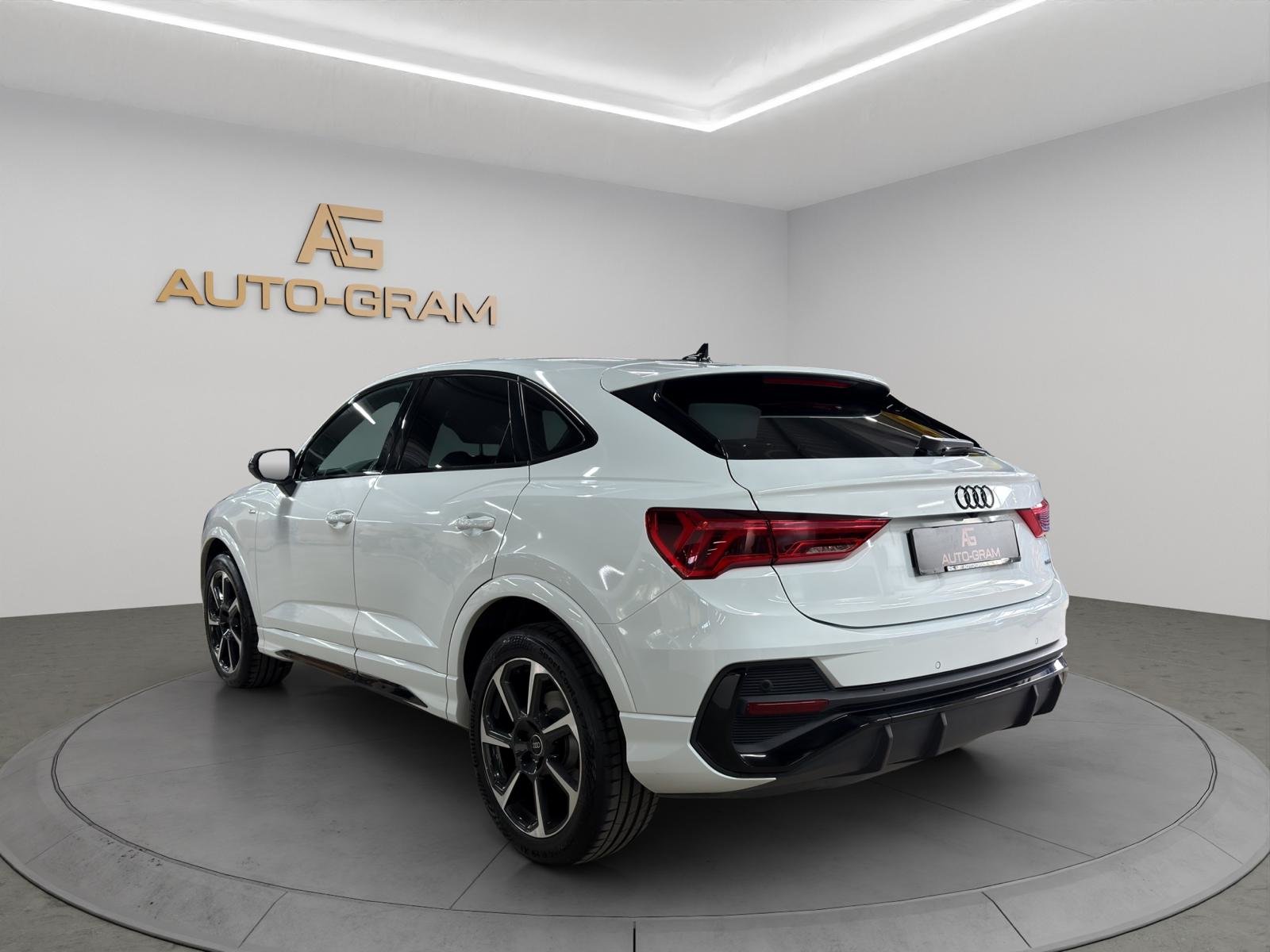 AUDI Q3 Sportback 35 TDI quattro S-tronic, Diesel, Occasioni / Usate, Automatico - 3