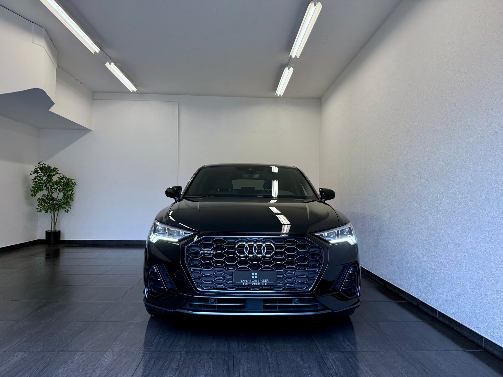AUDI Q3 Sportback 45 TFSI S line quattro S-tronic, Benzin, Occasion / Gebraucht, Automatik - 5