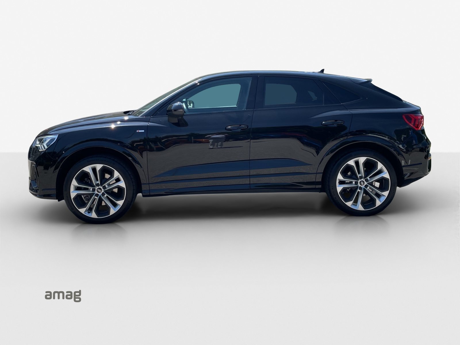 AUDI Q3 Sportback 40 TFSI S line, Benzina, Occasioni / Usate, Automatico - 2