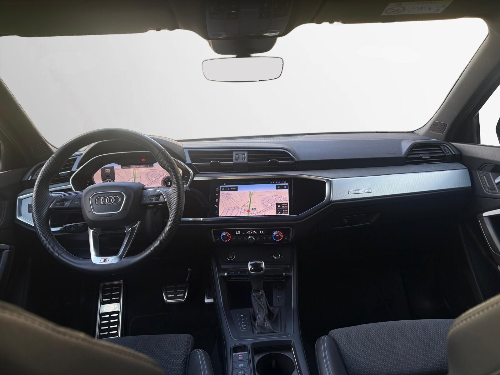 AUDI Q3 Sportback 40 TFSI S line, Benzin, Occasion / Gebraucht, Automatik - 6
