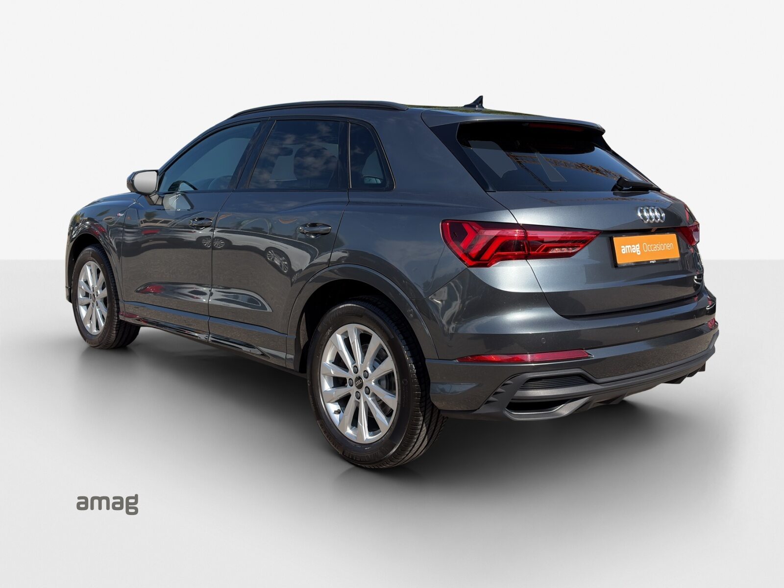 AUDI Q3 40 TFSI S line, Benzina, Occasioni / Usate, Automatico - 3