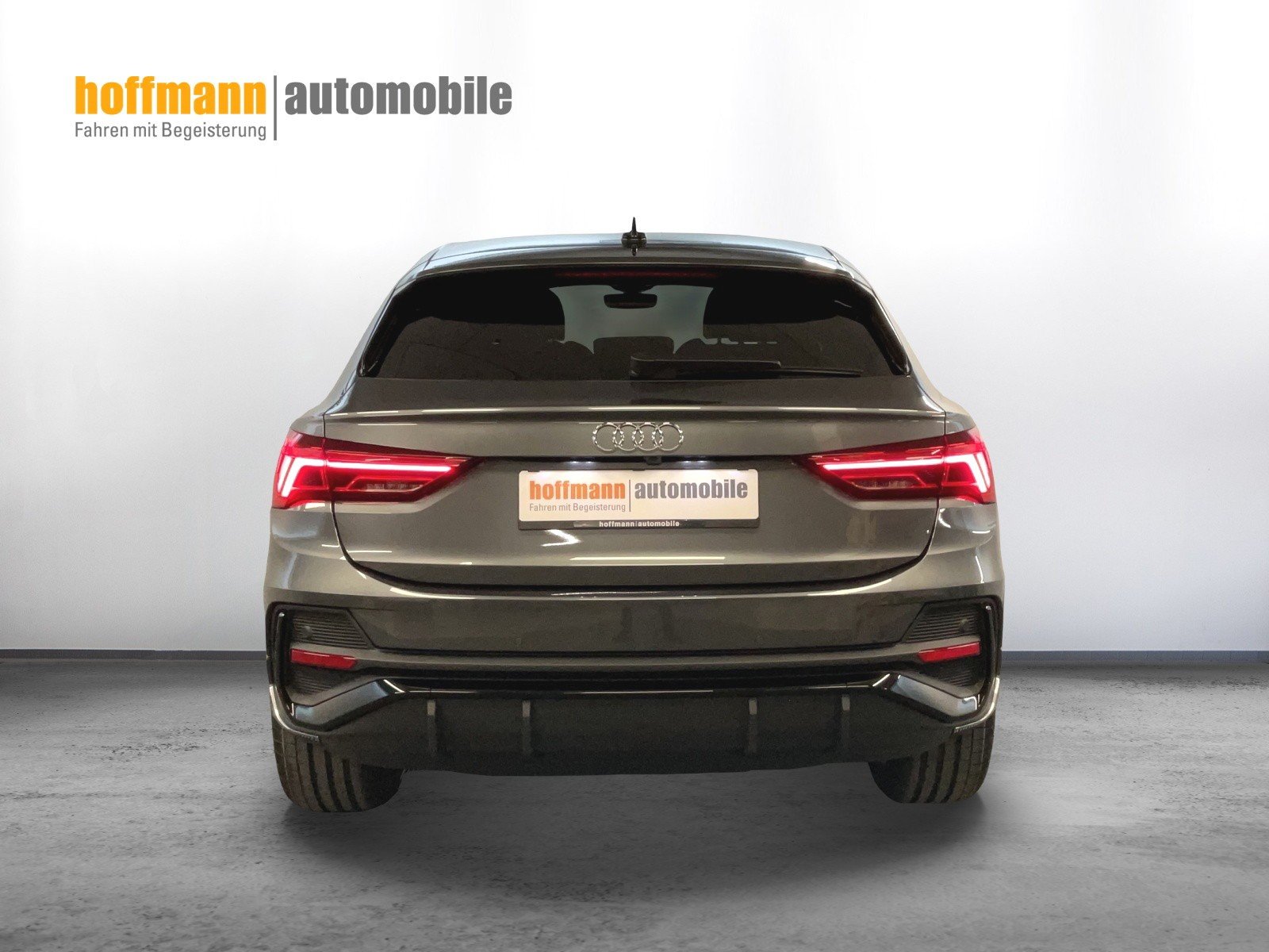 AUDI Q3 Sportback 35 TFSI S line S-tronic, Mild-Hybrid Benzin/Elektro, Occasion / Gebraucht, Automatik - 5