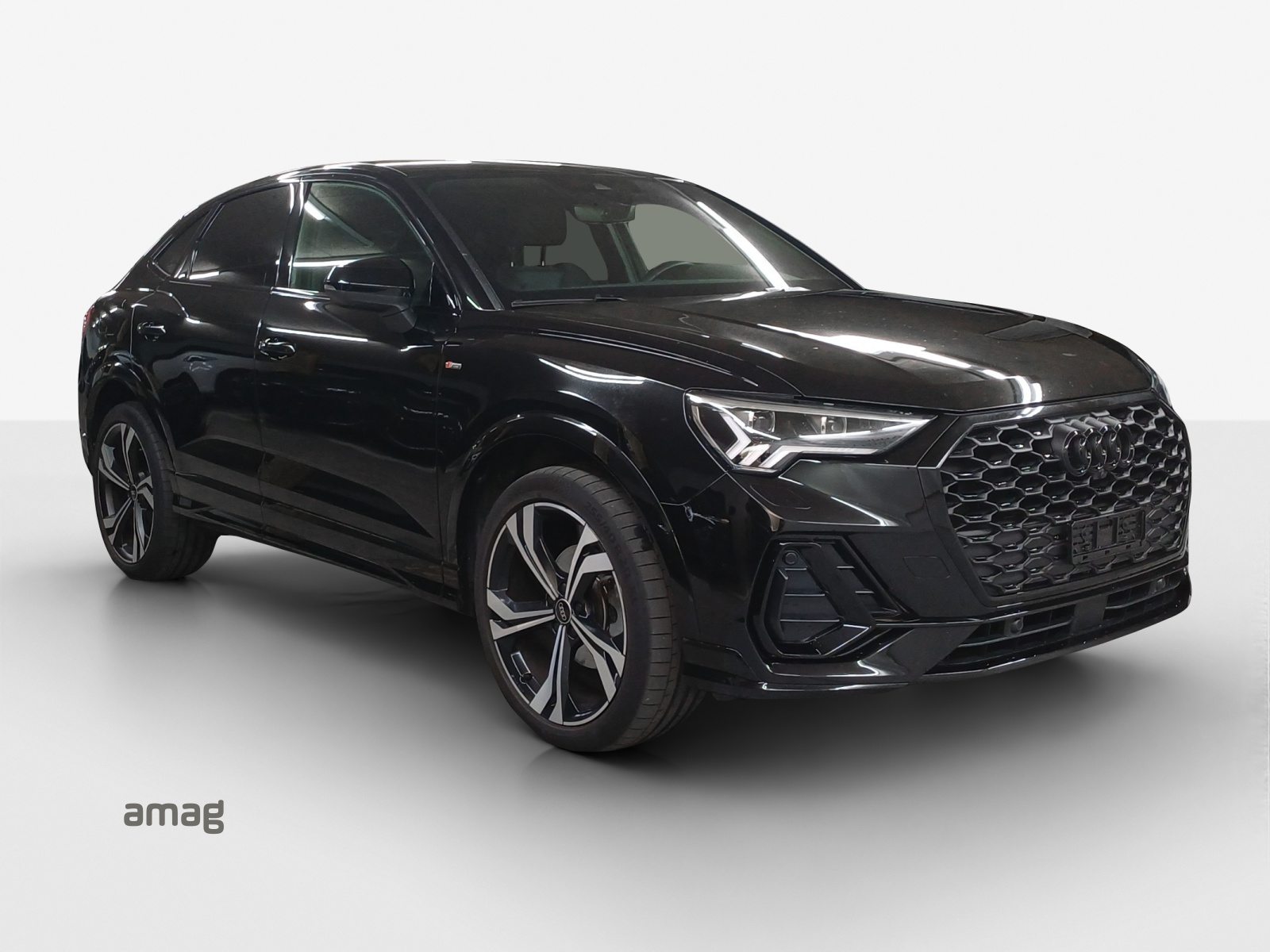 AUDI Q3 Sportback 35 TFSI S line Attraction, Benzin, Occasion / Gebraucht, Automatik - 7