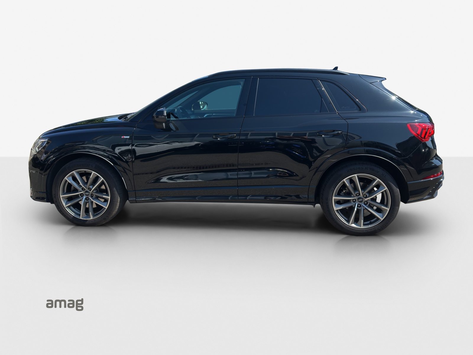 AUDI Q3 45 TFSI S line, Benzin, Occasion / Gebraucht, Automatik - 2