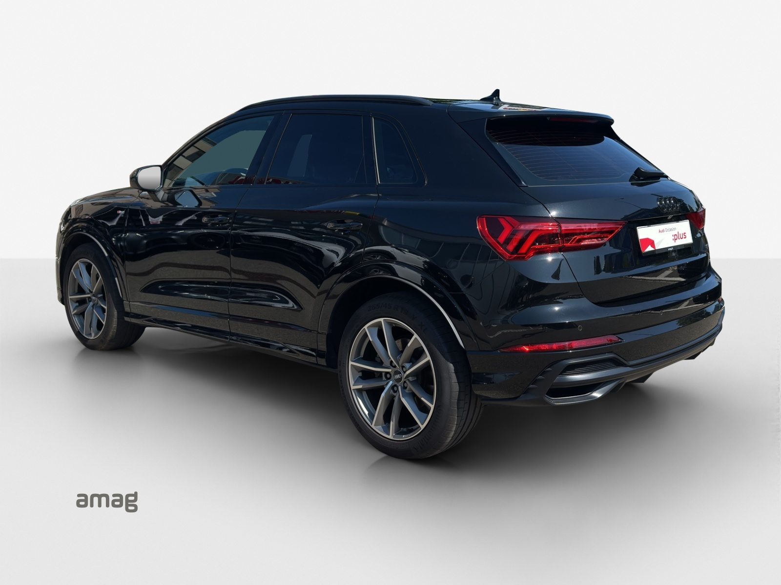 AUDI Q3 45 TFSI S line, Benzin, Occasion / Gebraucht, Automatik - 3