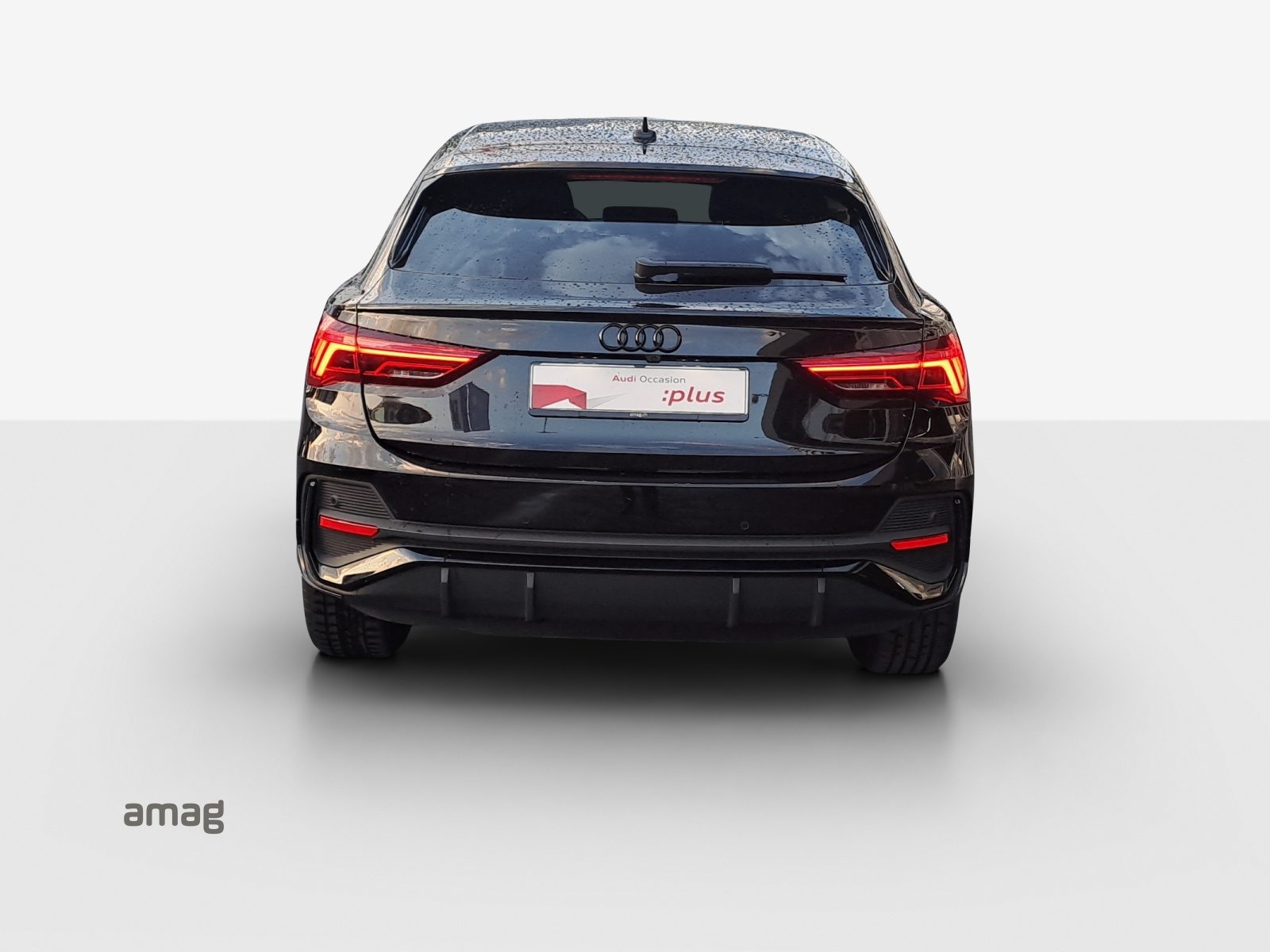 AUDI Q3 Sportback 45 TFSI e S line, Full-Hybrid Petrol/Electric, Second hand / Used, Automatic - 4