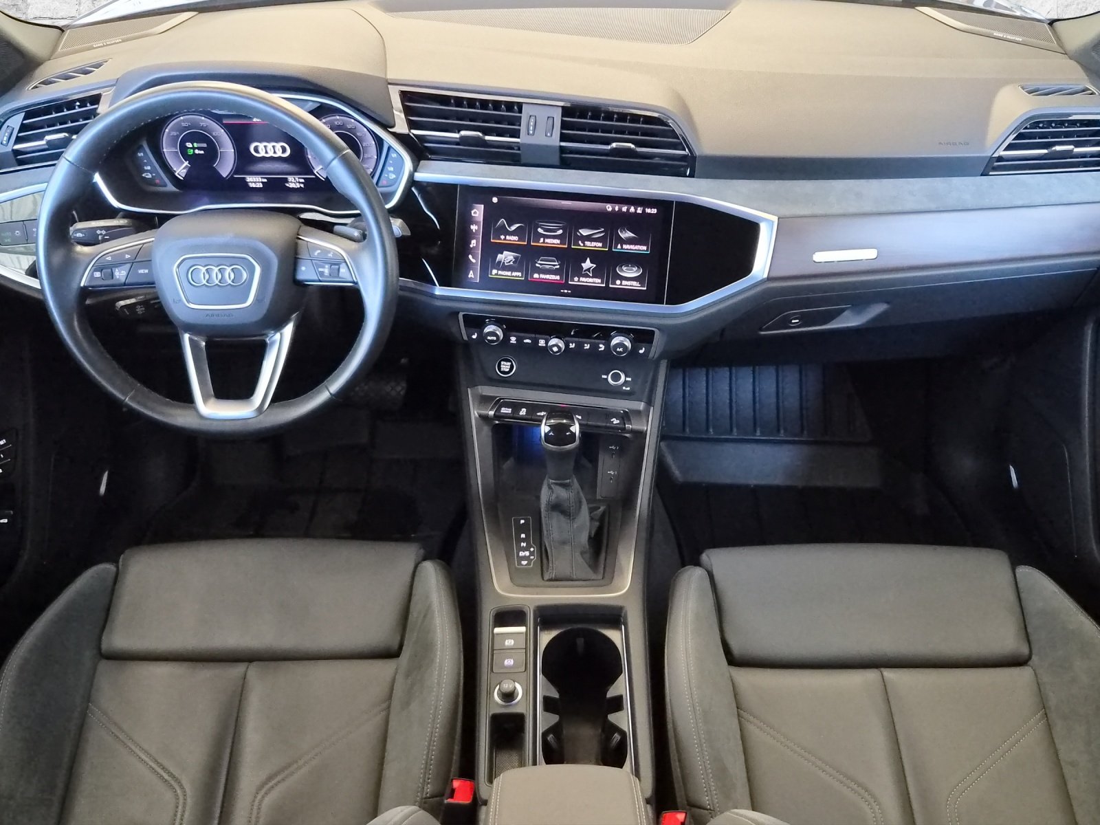 AUDI Q3 1.4 45 TFSI e S line S-Tronic, Plug-in-Hybrid Benzina/Elettrica, Occasioni / Usate, Automatico - 6