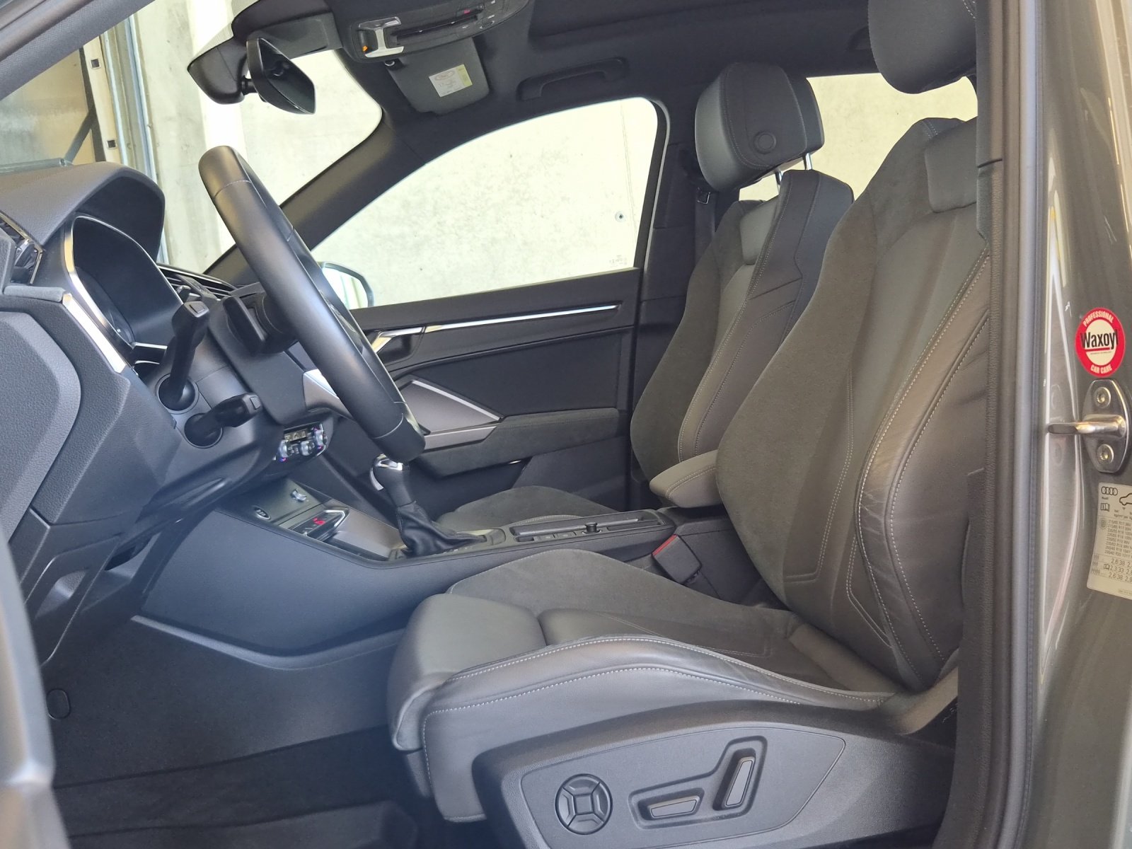 AUDI Q3 1.4 45 TFSI e S line S-Tronic, Plug-in-Hybrid Benzina/Elettrica, Occasioni / Usate, Automatico - 7
