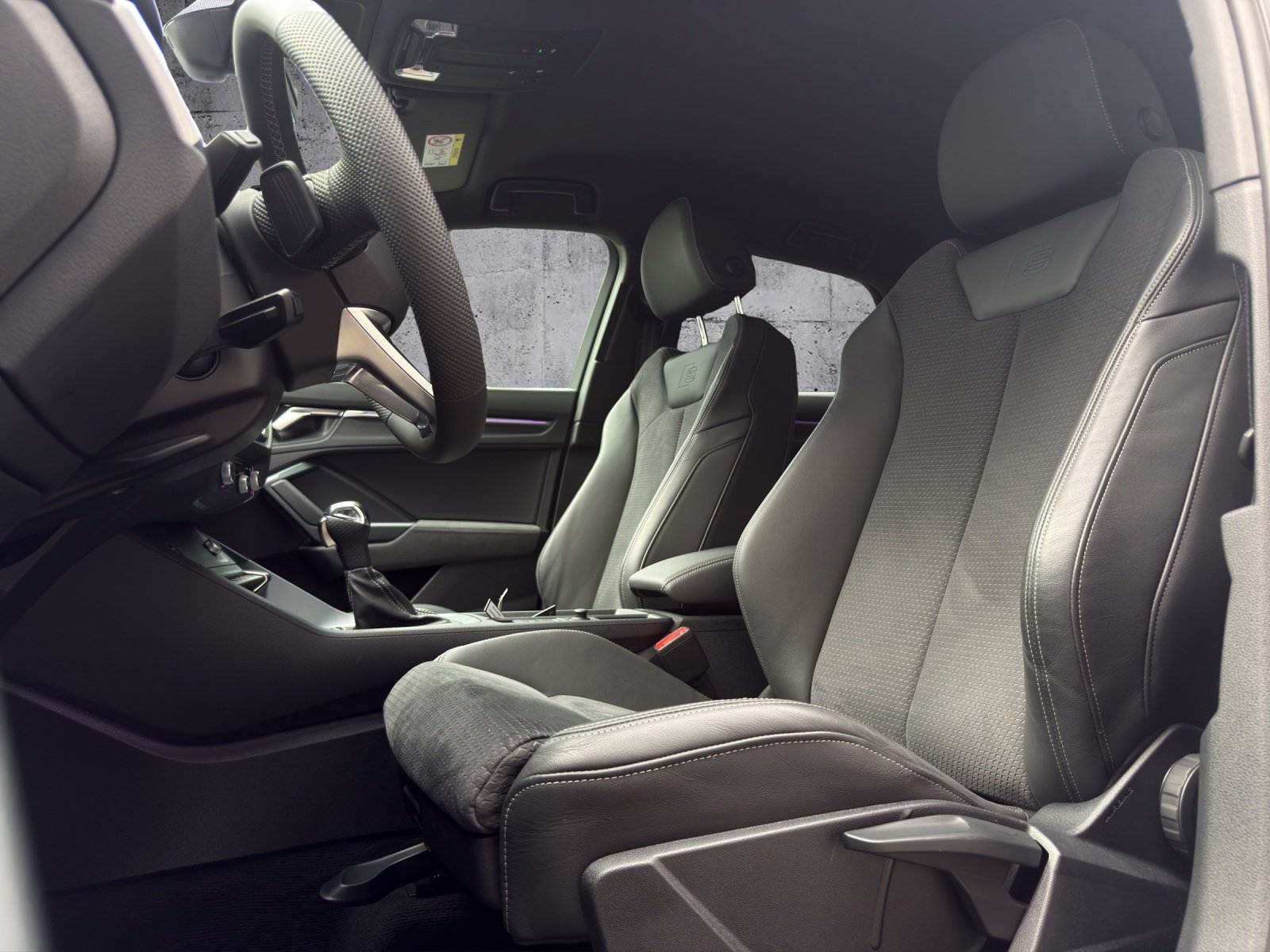 AUDI Q3 Sportback 40 TFSI S line quattro S-tronic *CH-Fahrze, Essence, Occasion / Utilisé, Automatique - 7