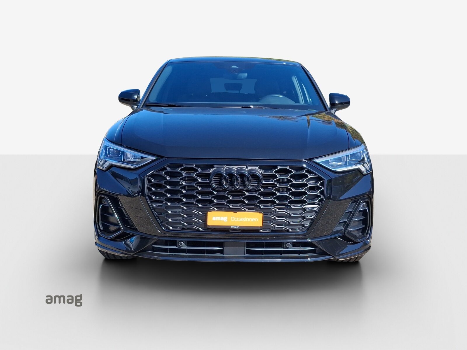 AUDI Q3 Sportback 35 TFSI S line Attraction, Benzin, Occasion / Gebraucht, Automatik - 7